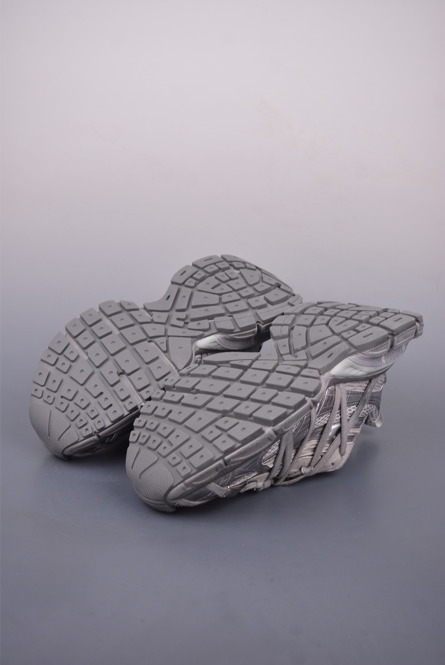 260 Balenciaga Phantom Sneaker 825599 W3XCH