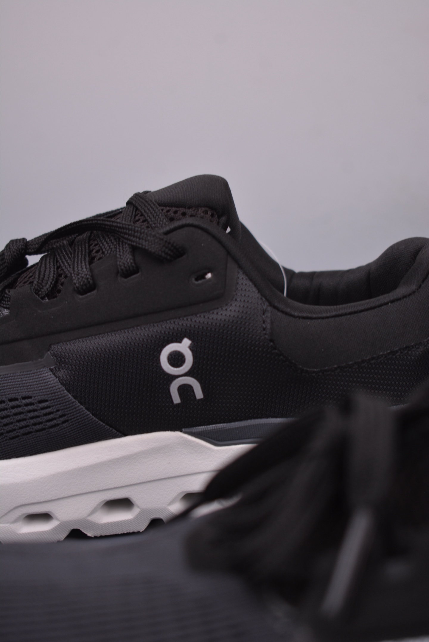On Running Cloudtilt: Black Athletic Shoes for Urban Exploration & Daily Wear 9 i1747601293428 6762 0 7