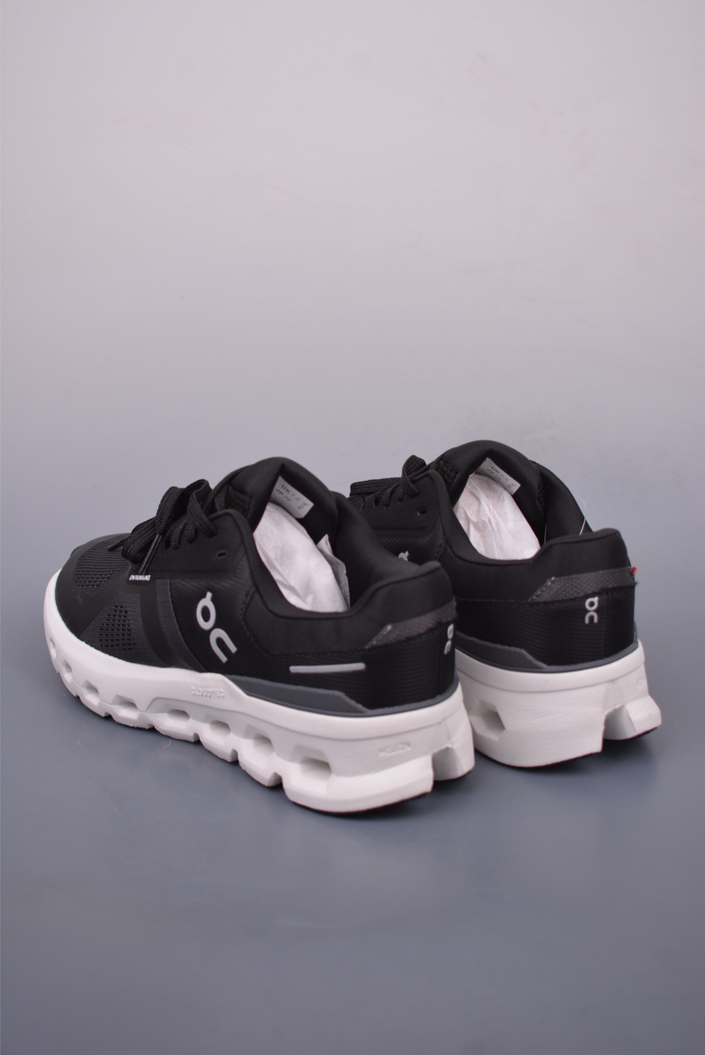 On Running Cloudtilt: Black Athletic Shoes for Urban Exploration & Daily Wear 3 i1747601293501 8383 0 1