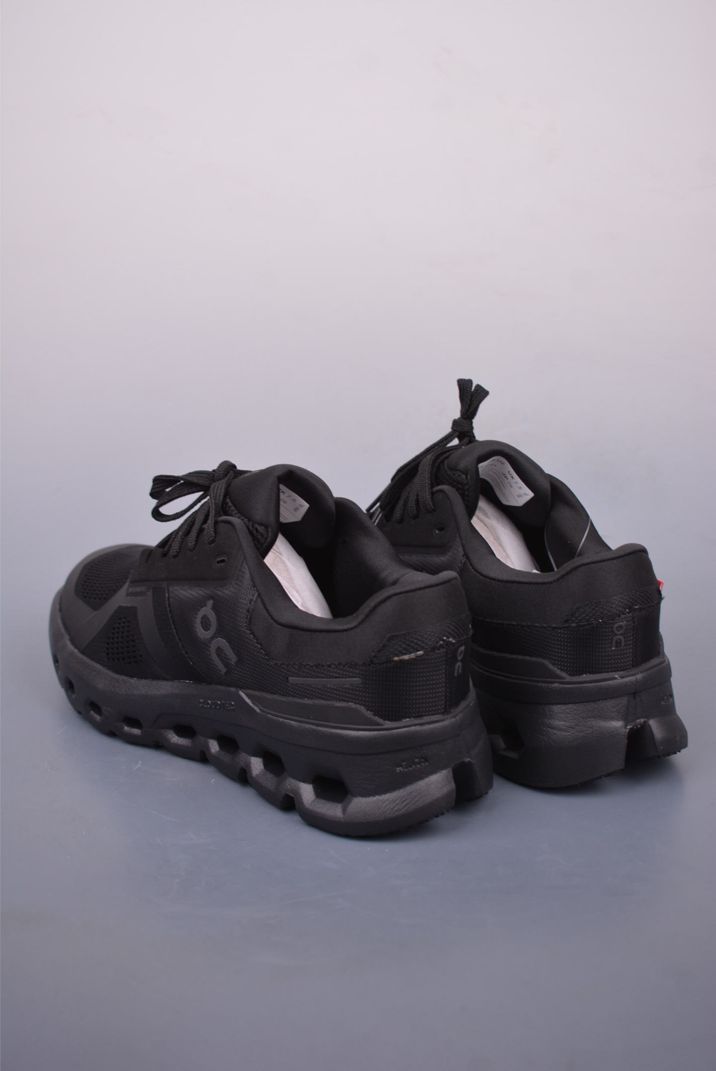 On Running Cloudtilt: Loewe Inspired Outdoor Streetwear Sneakers 3 i1747601336653 7594 0 1