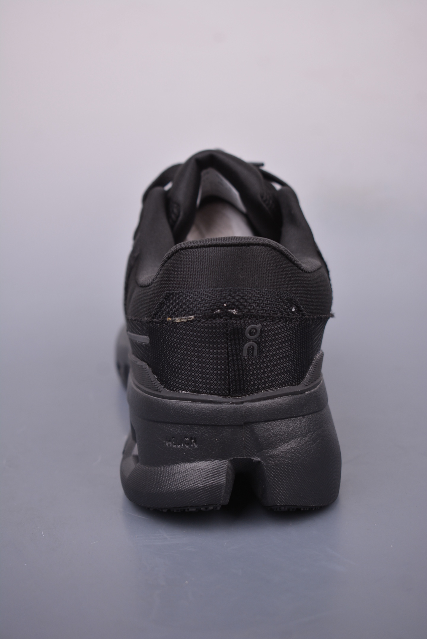On Running Cloudtilt: Loewe Inspired Outdoor Streetwear Sneakers 5 i1747601337775 4865 0 3