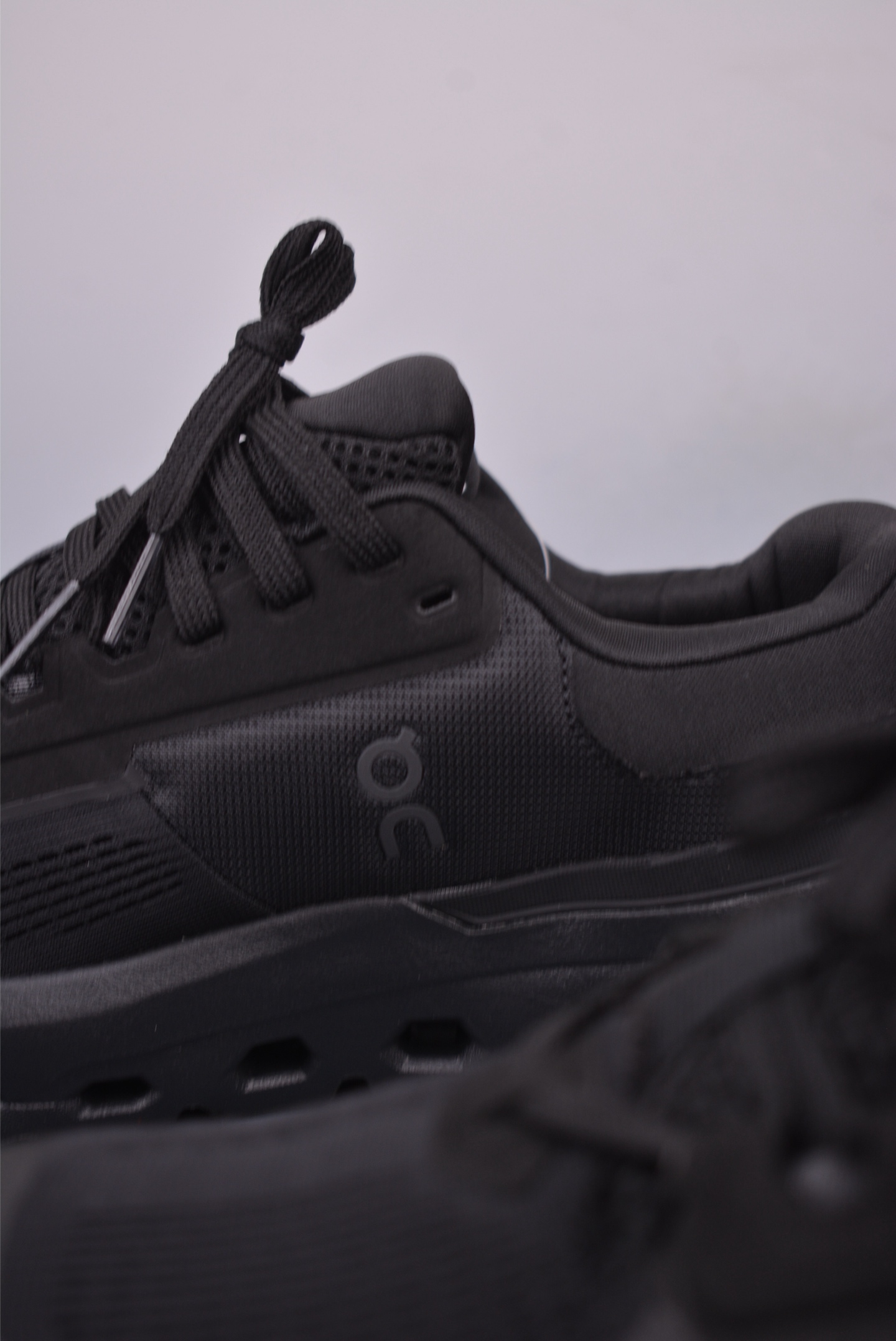 On Running Cloudtilt: Loewe Inspired Outdoor Streetwear Sneakers 9 i1747601337841 7926 0 7