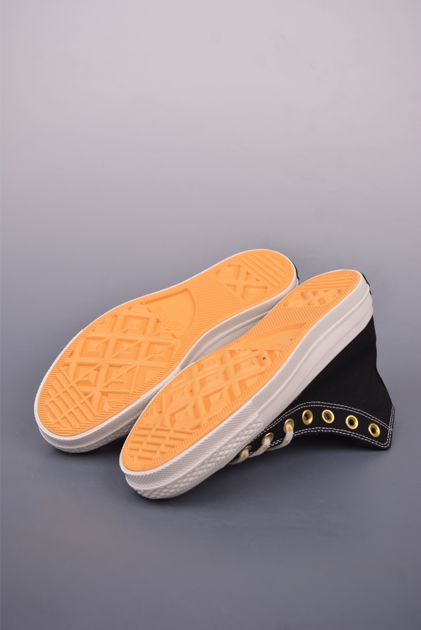 Converse Chuck 1970s Star Sneakers - Classic Style with Unique Star Accents 3 i1747606348666 2593 0 2