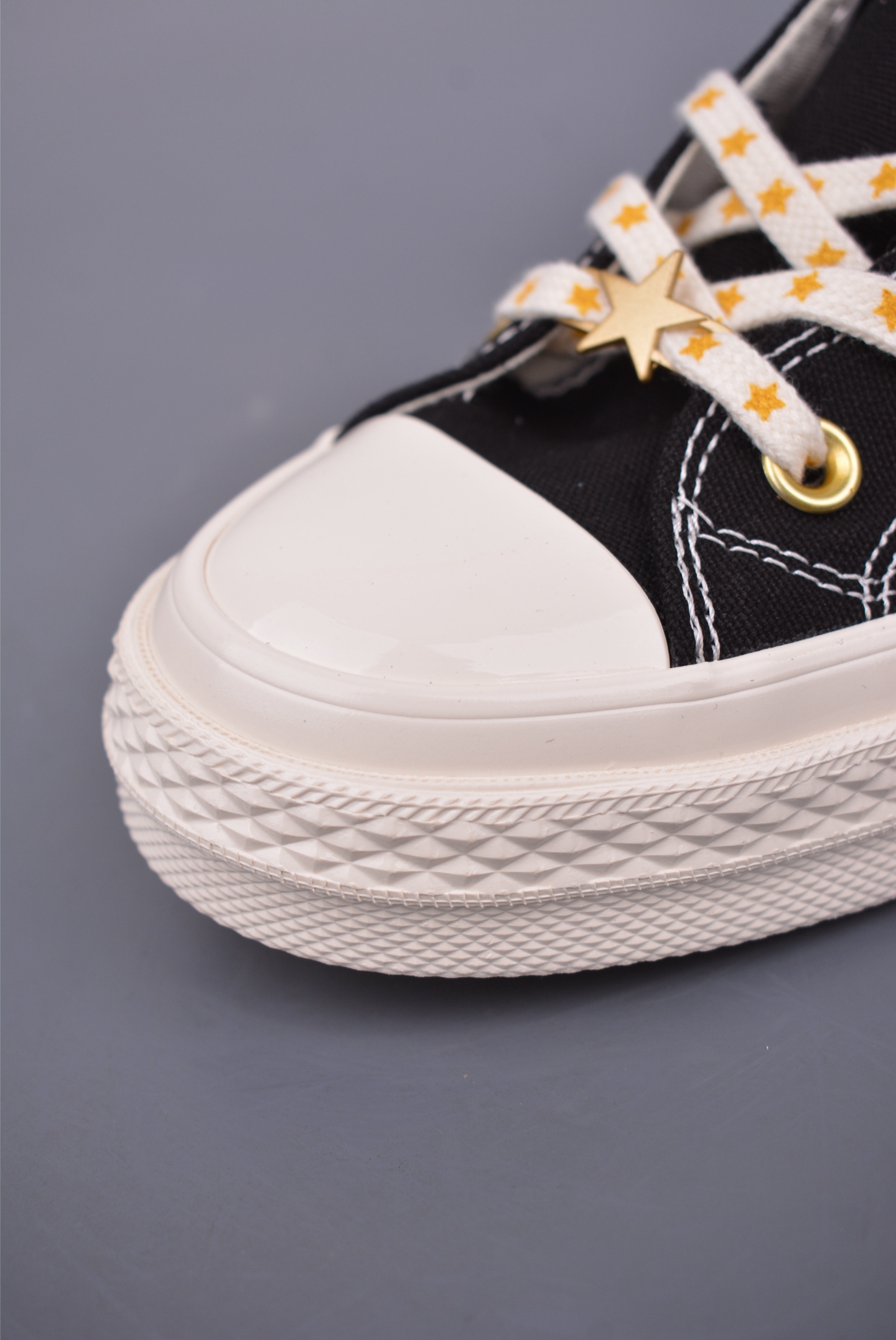 Converse Chuck 1970s Star Sneakers - Classic Style with Unique Star Accents 6 i1747606355242 3962 0 5