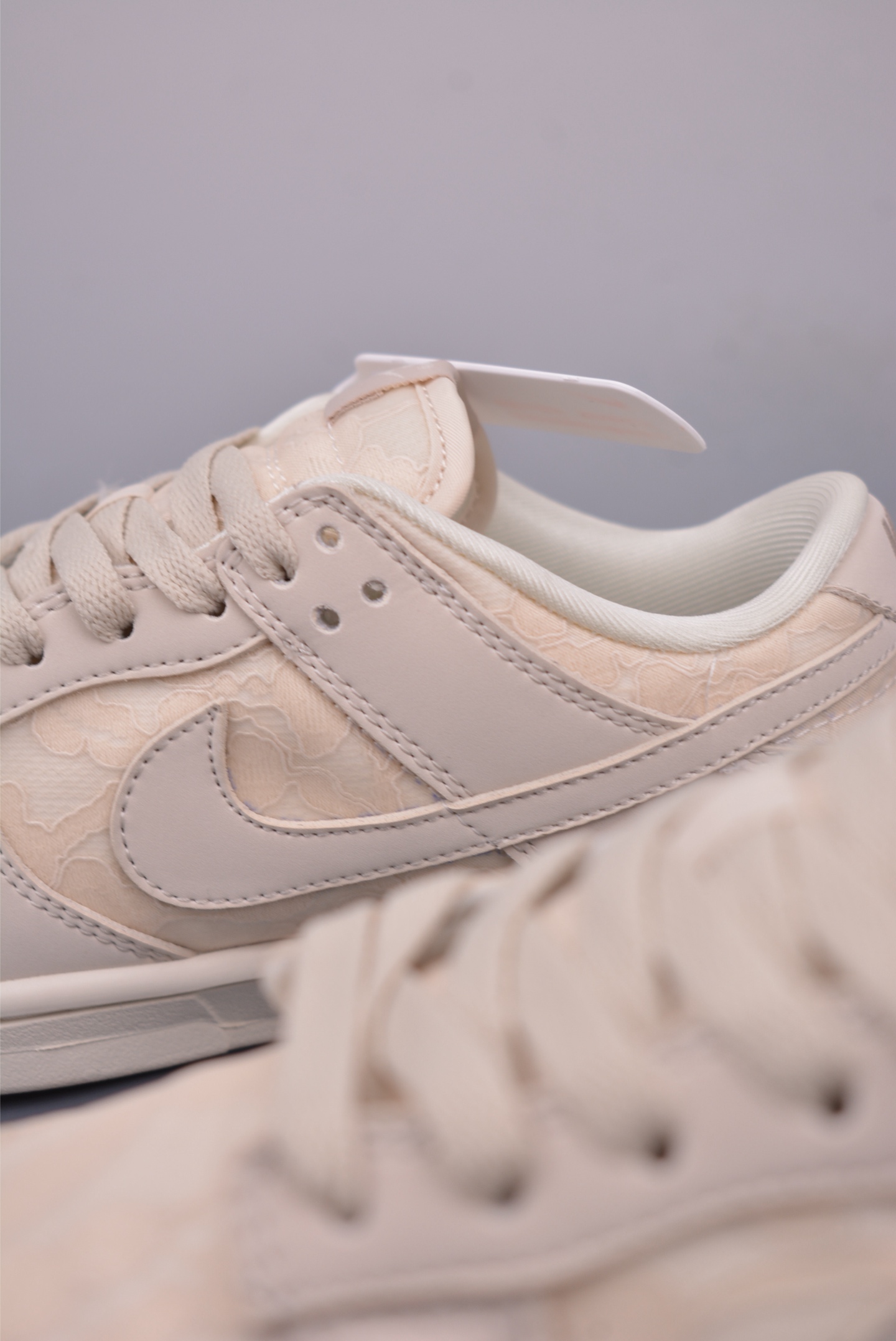 NIKE SB Dunk Low 白粉 HJ5870-100