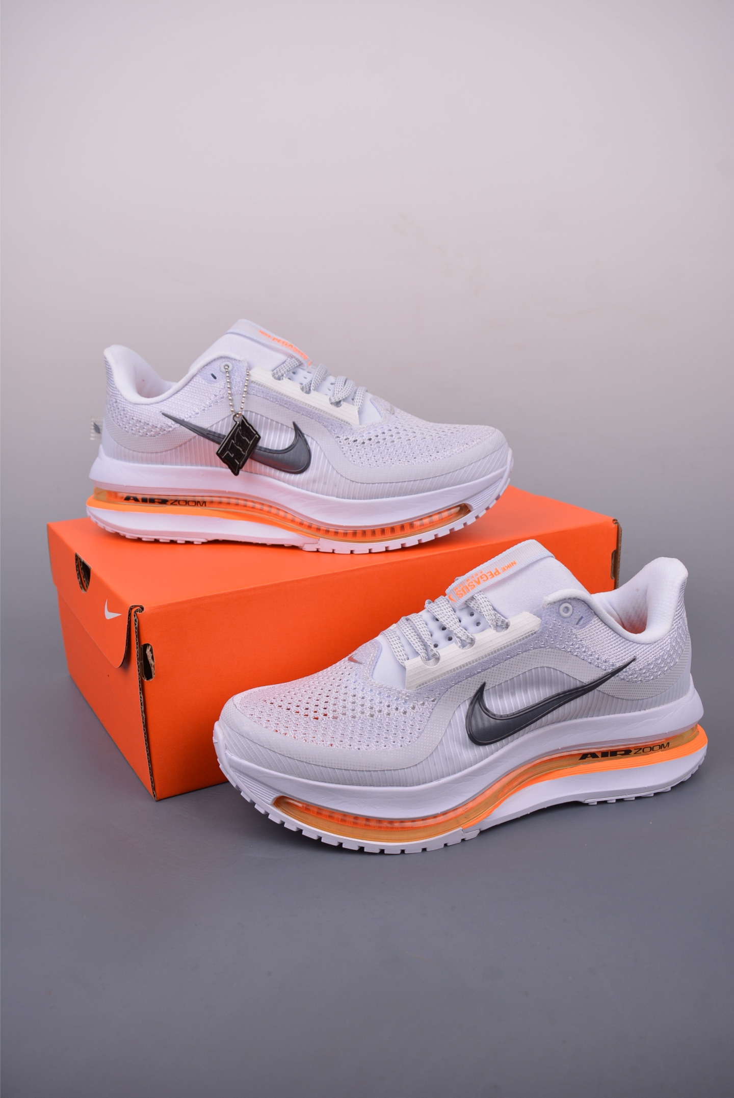 300 Nike Air Zoom Pegasus Premium 耐克网面全掌气垫缓震跑鞋 HQ2593-001