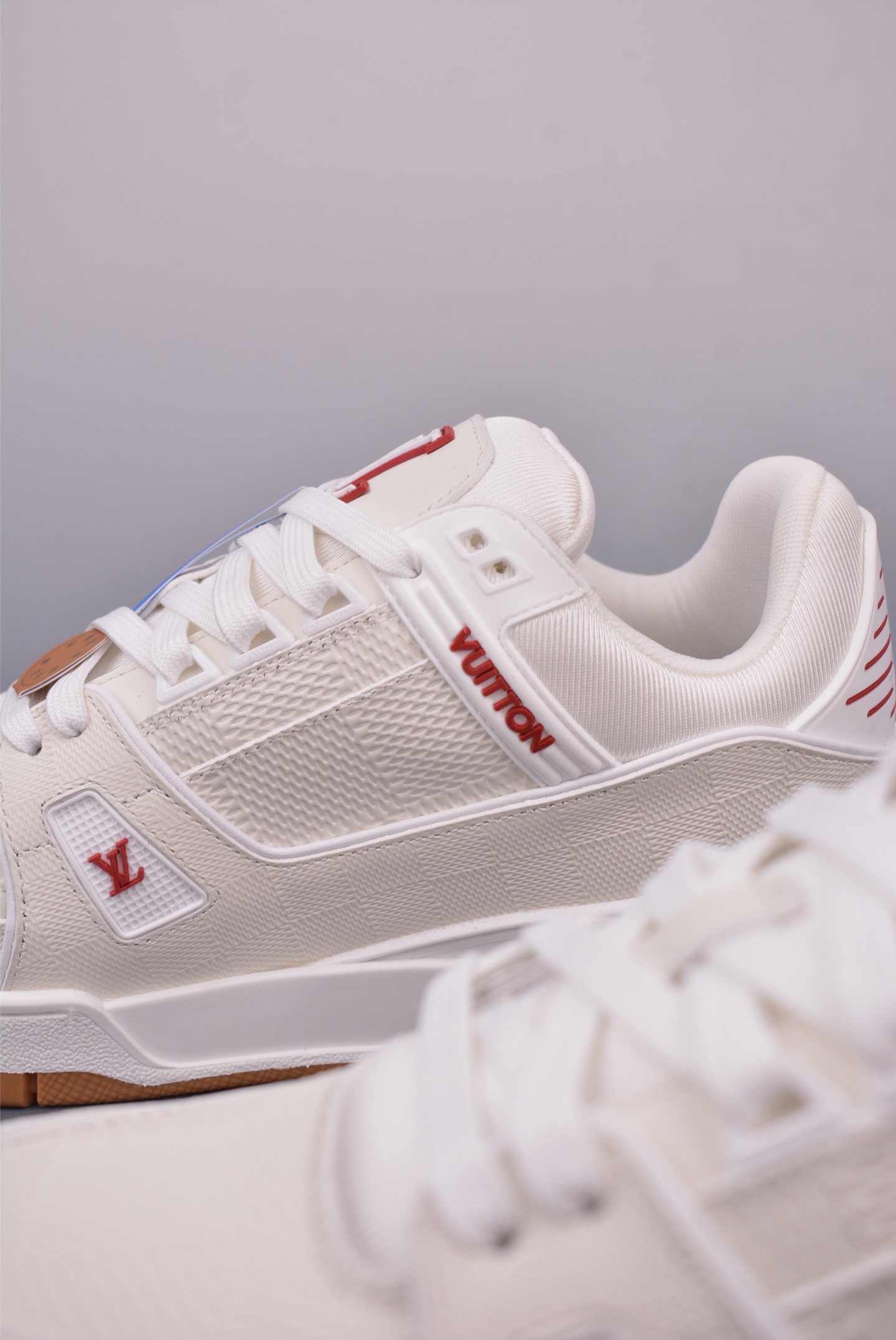 Louis Vuitton Trainer Limited Edition Sneakers - Stylish & Comfortable Design 9 i1747607335426 5898 0 7