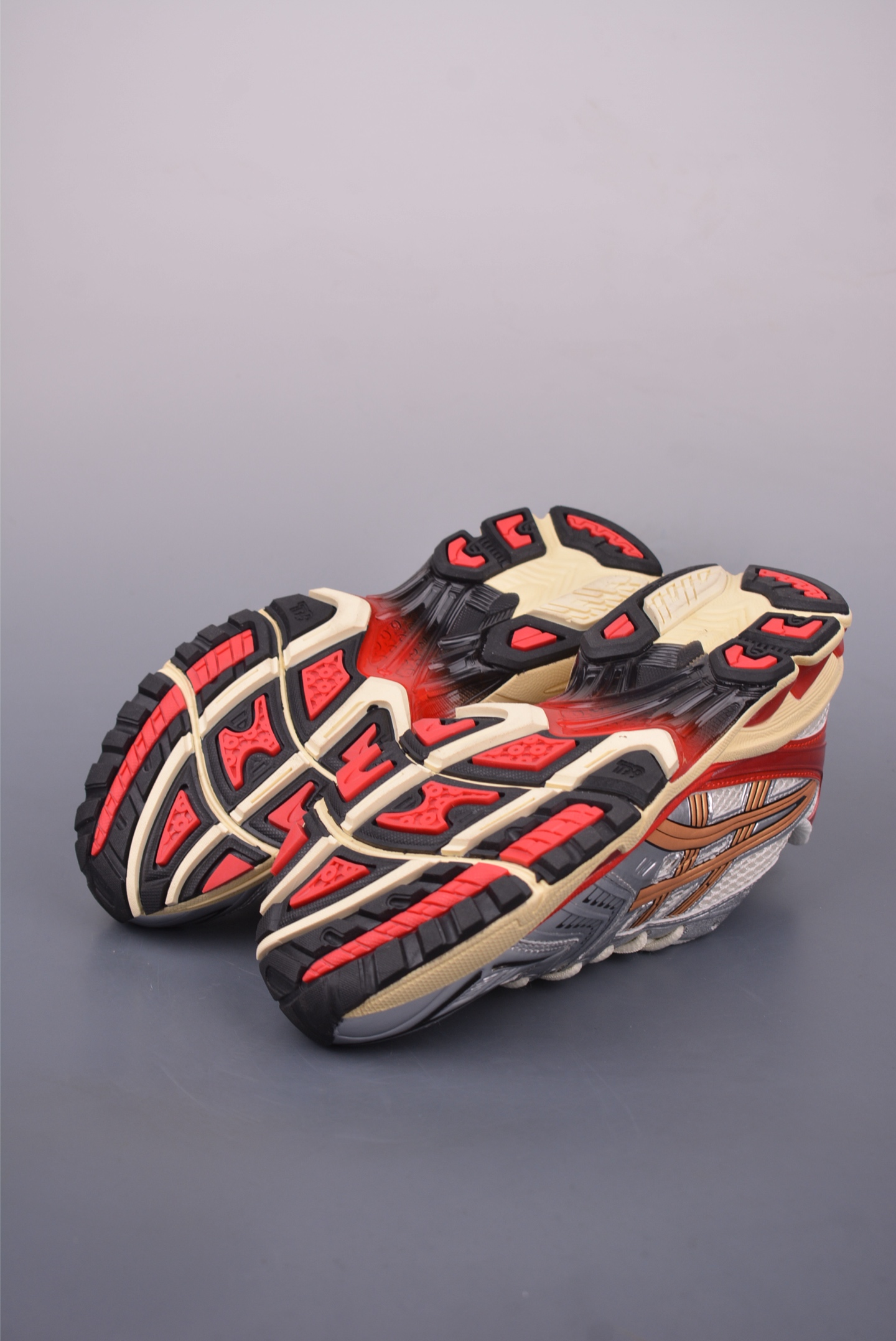 Asics Gel-Kayano 14 Running Shoes - Breathable, Professional, and Stylish 3 i1747607494821 2032 0 2