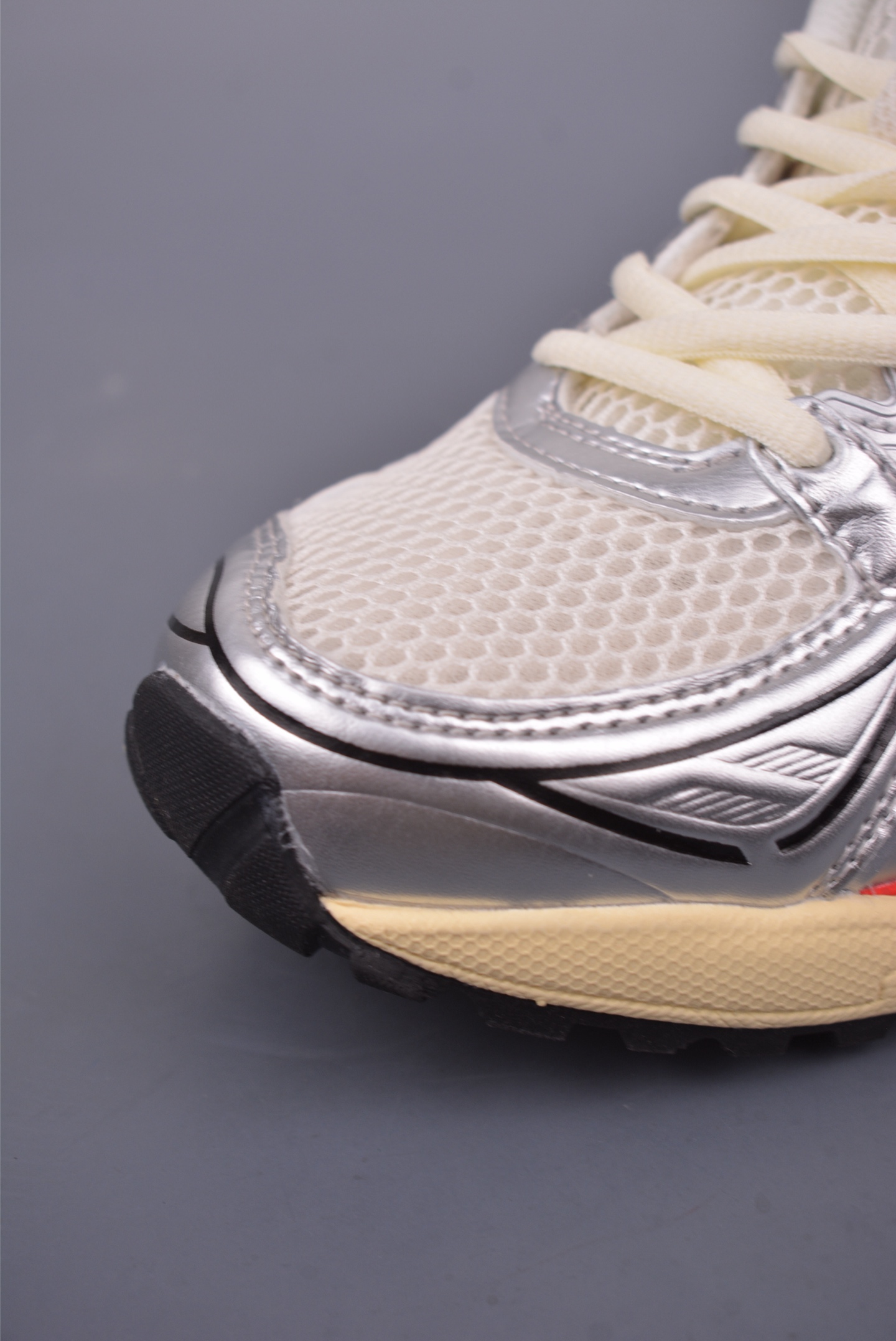 Asics Gel-Kayano 14 Running Shoes - Breathable, Professional, and Stylish 6 i1747607499758 9773 0 5