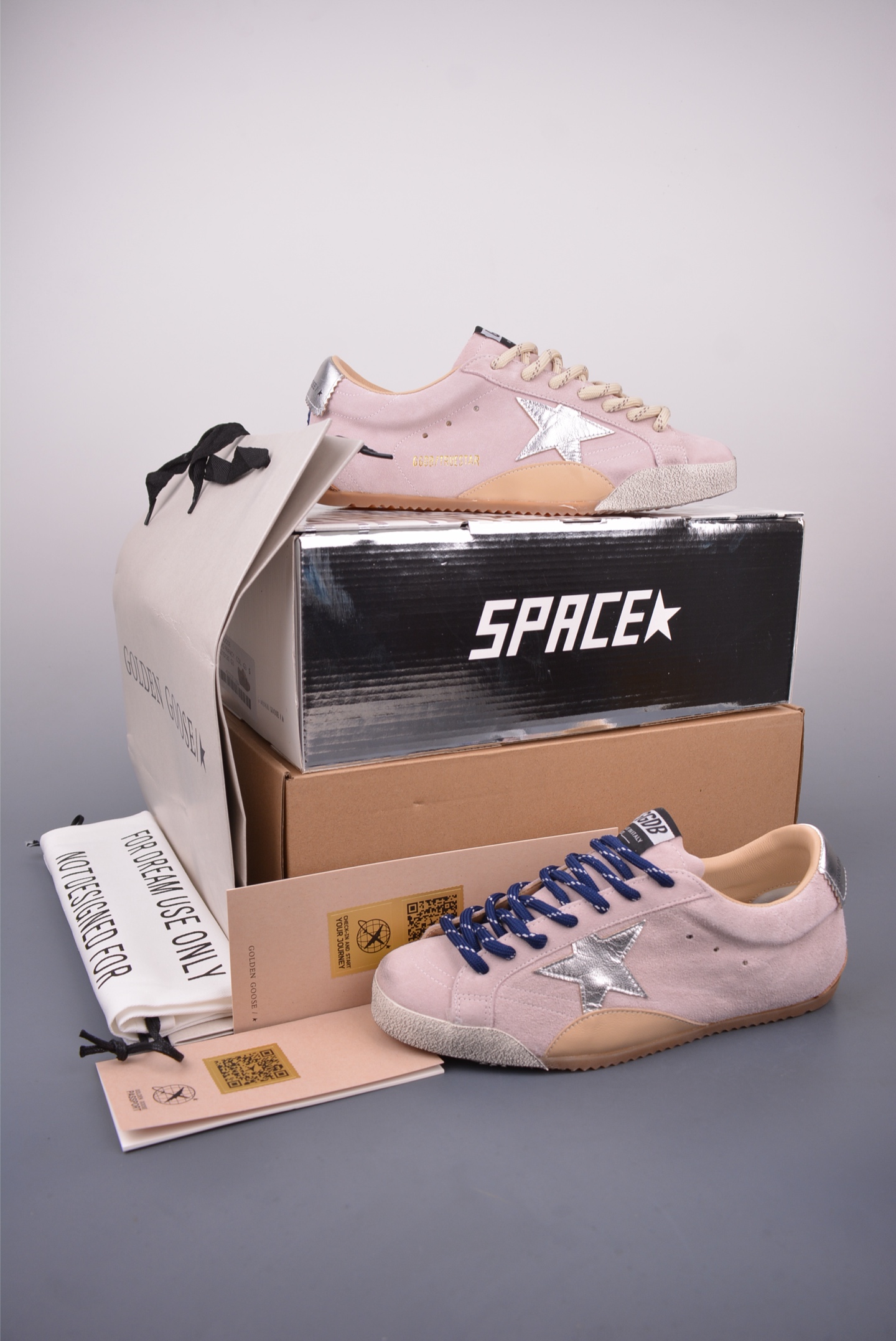 Golden Goose True Star Sneakers - Pink Suede with Silver Star Detail 5 i1747691776128 2687 0 4