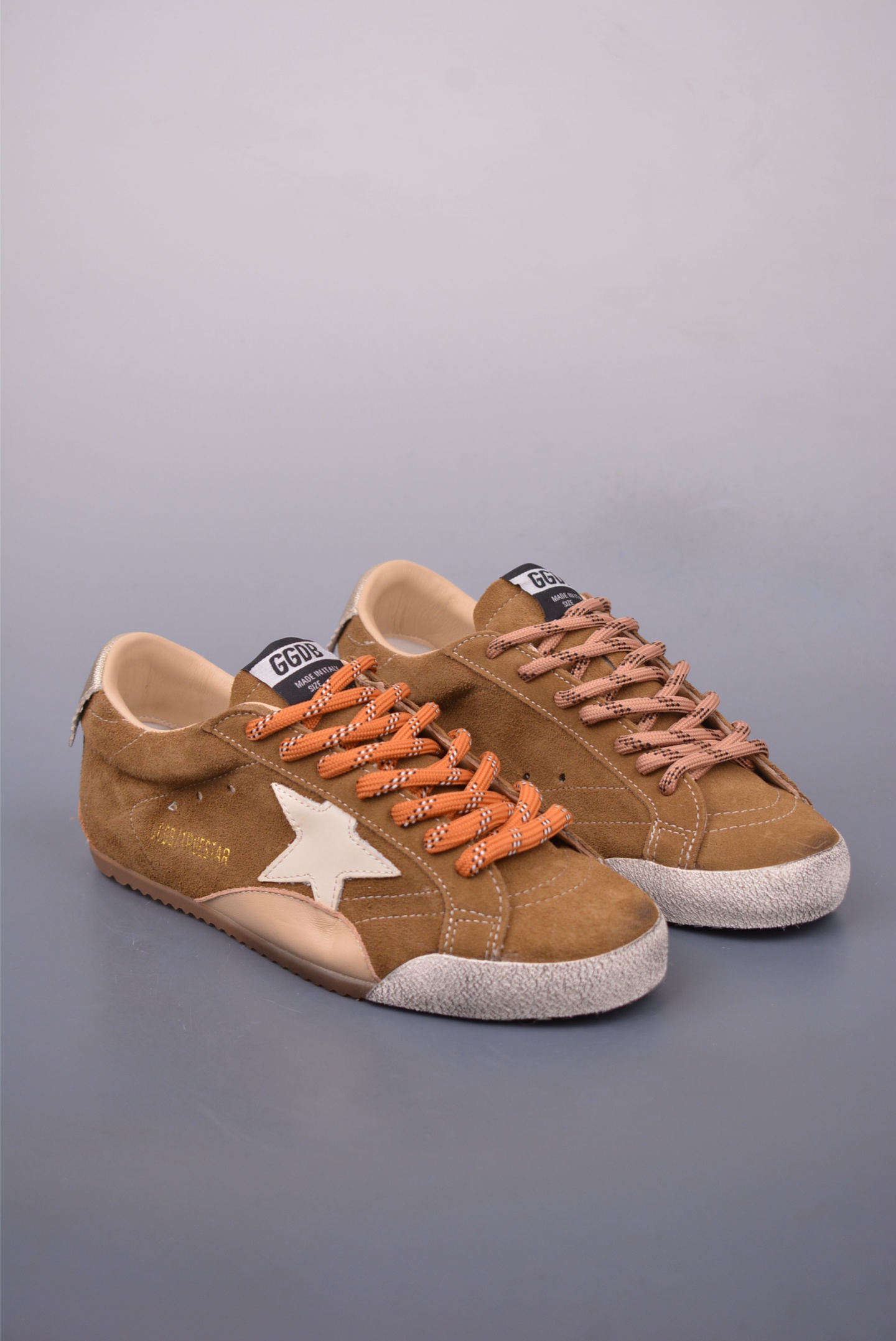 Golden Goose True Star Sneakers, Suede Leather, Unisex Fashion Shoes 2 i1747691793759 7978 0 0