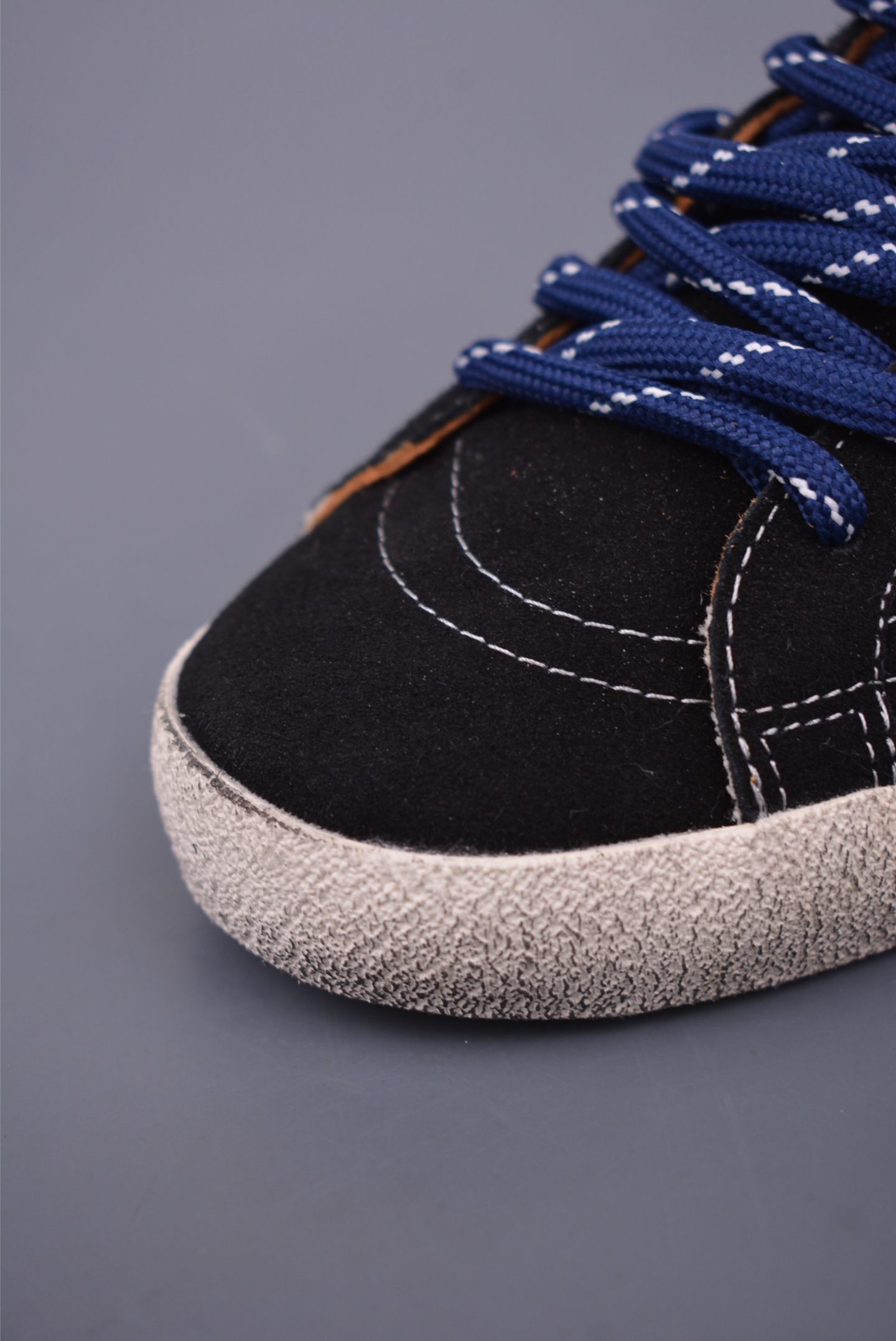 Golden Goose True Star Sneakers - Black Suede with Signature Star Patch 6 i1747691831166 7849 0 5