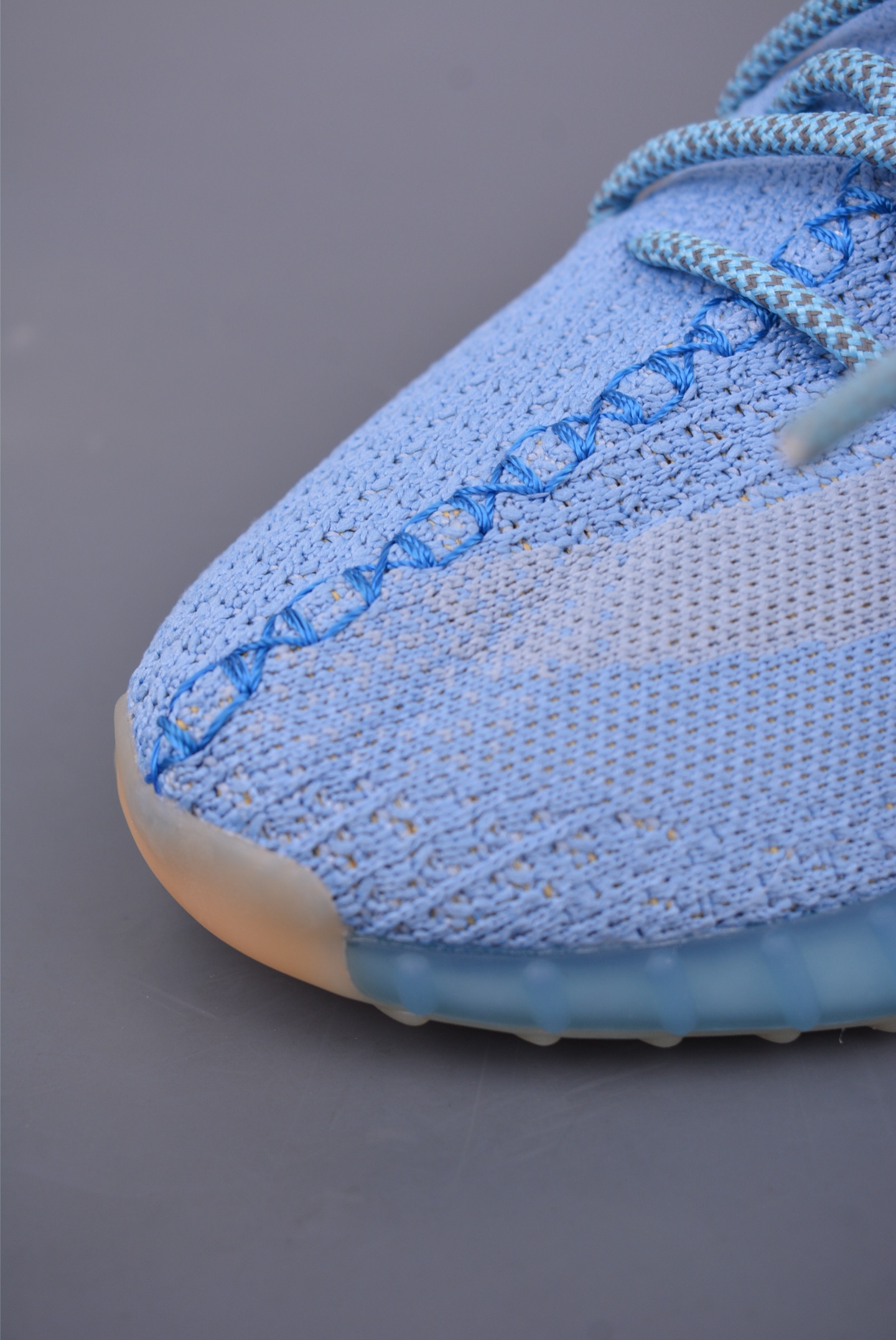 180 Yeezy 350 Boost V2 KH5053