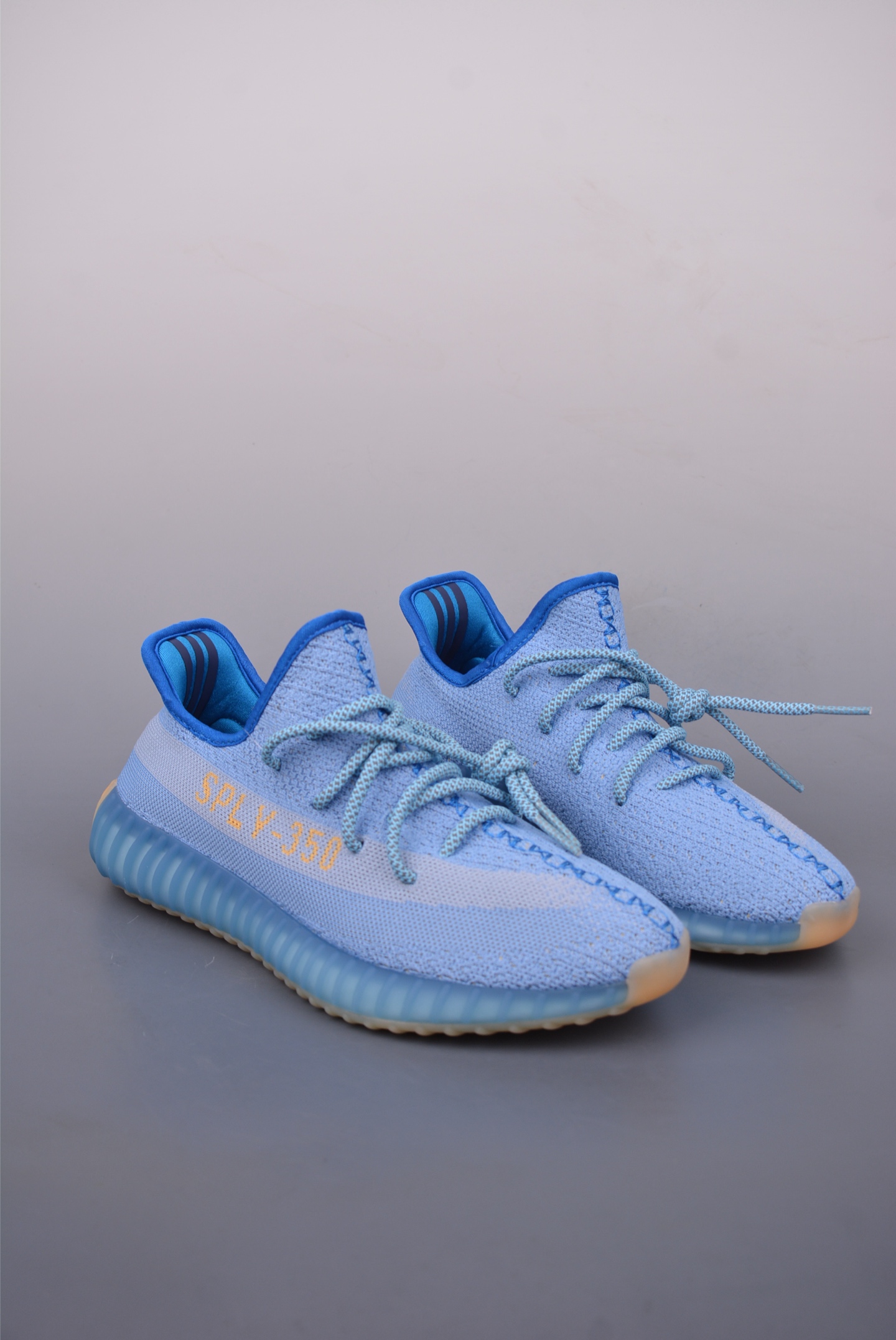 180 Yeezy 350 Boost V2 KH5053