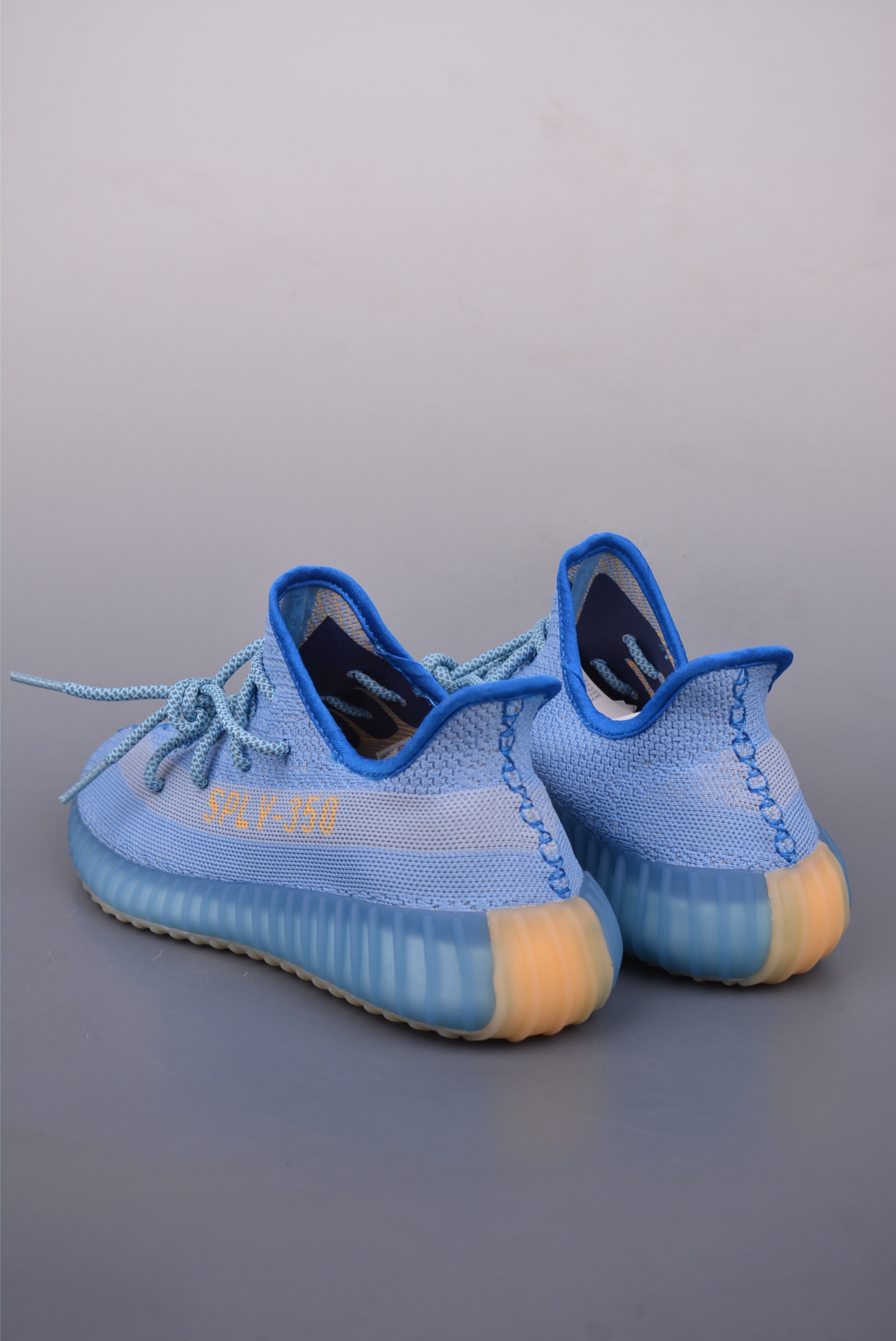 180 Yeezy 350 Boost V2 KH5053