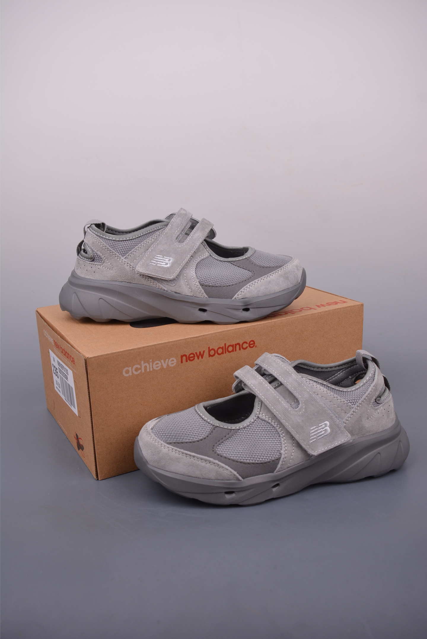 160 New Balance 公主鞋 玛丽珍网面拼接魔术贴凉鞋 SD2203GR
