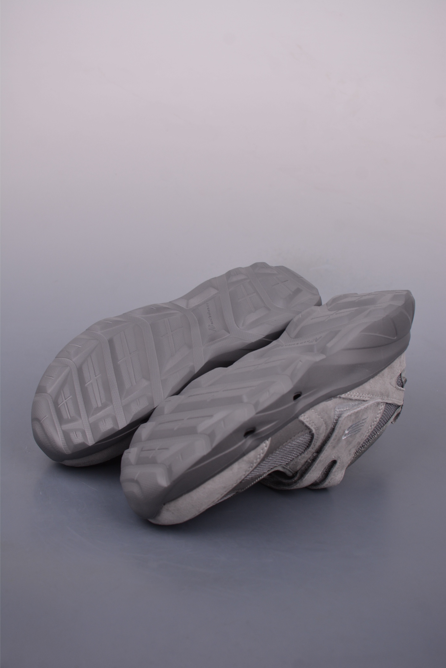 160 New Balance 公主鞋 玛丽珍网面拼接魔术贴凉鞋 SD2203GR