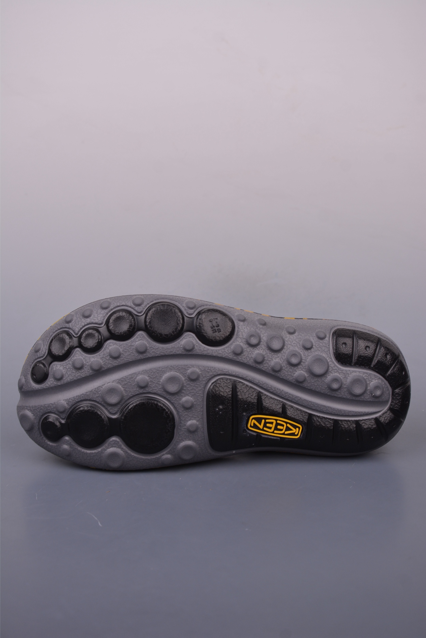 KEEN Shanti EVA Clogs - Comfortable Outdoor Hole Slippers with Unique Design 4 i1747692726619 2218 0 2