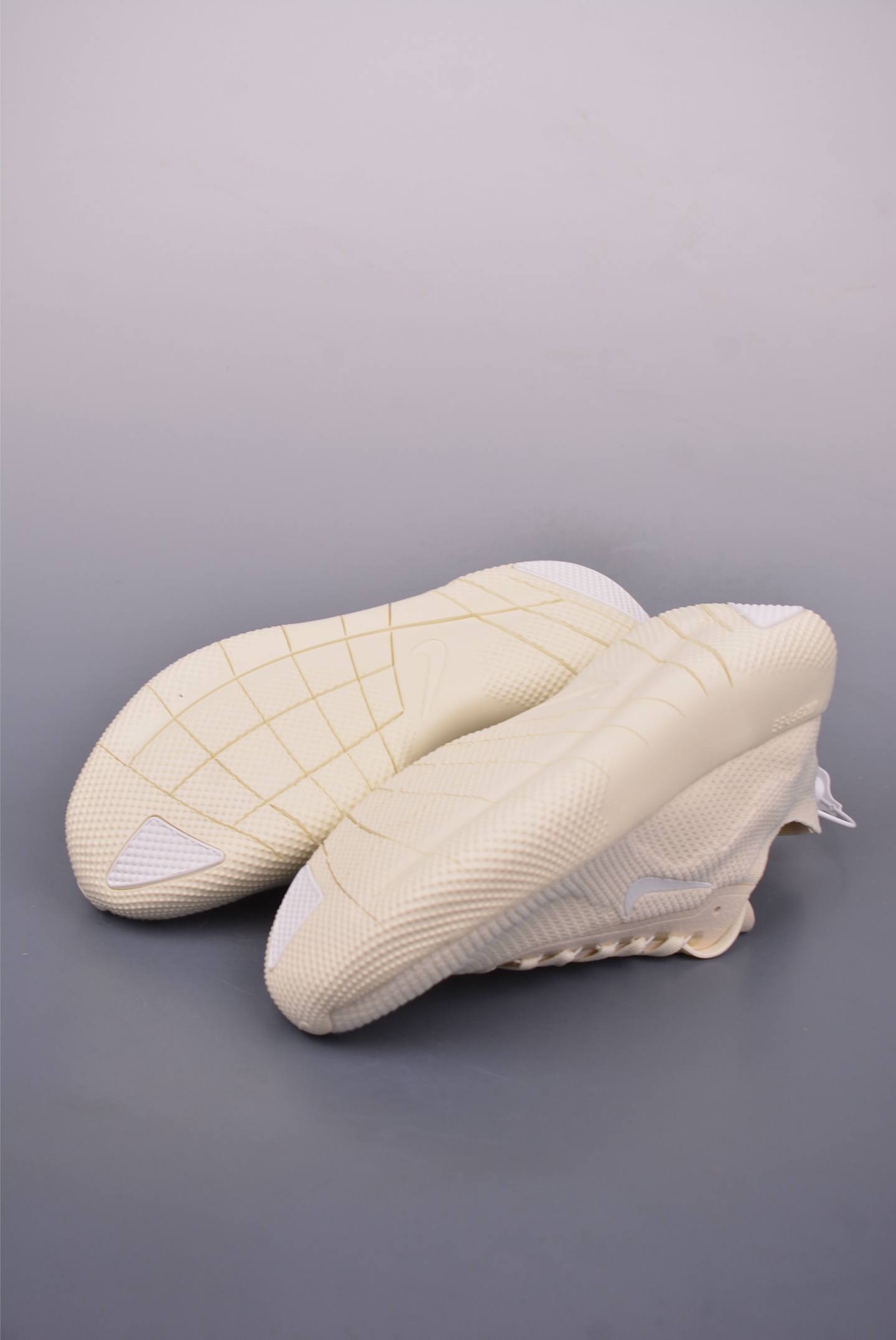 Nike Free 2025 Knit Running Shoes - Breathable, Flexible, and Cushioned 4 i1747692843573 3573 0 2