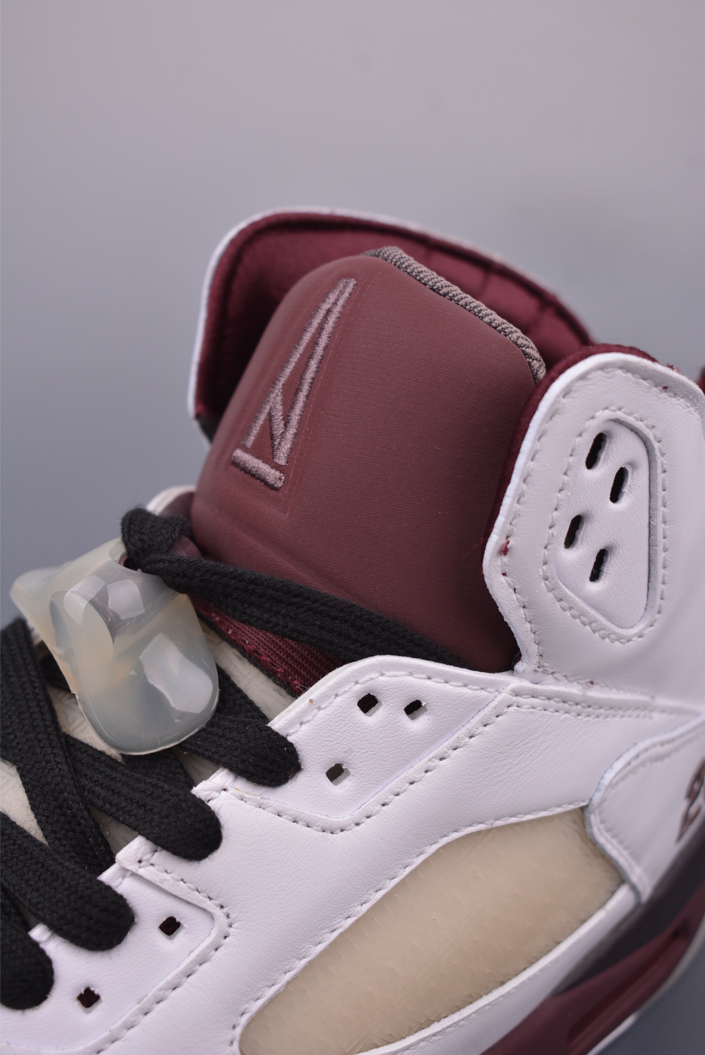 A Ma Maniére x Air Jordan 5 Retro 'Burgundy Crush' White Burgundy Shoes 8 i1747692883817 6872 0 6