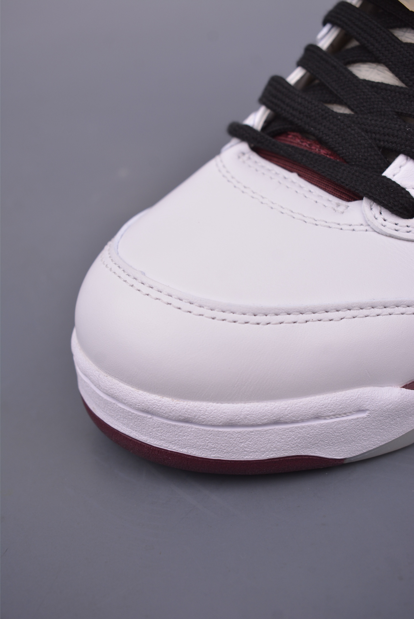 A Ma Maniére x Air Jordan 5 Retro 'Burgundy Crush' White Burgundy Shoes 7 i1747692883890 4071 0 5