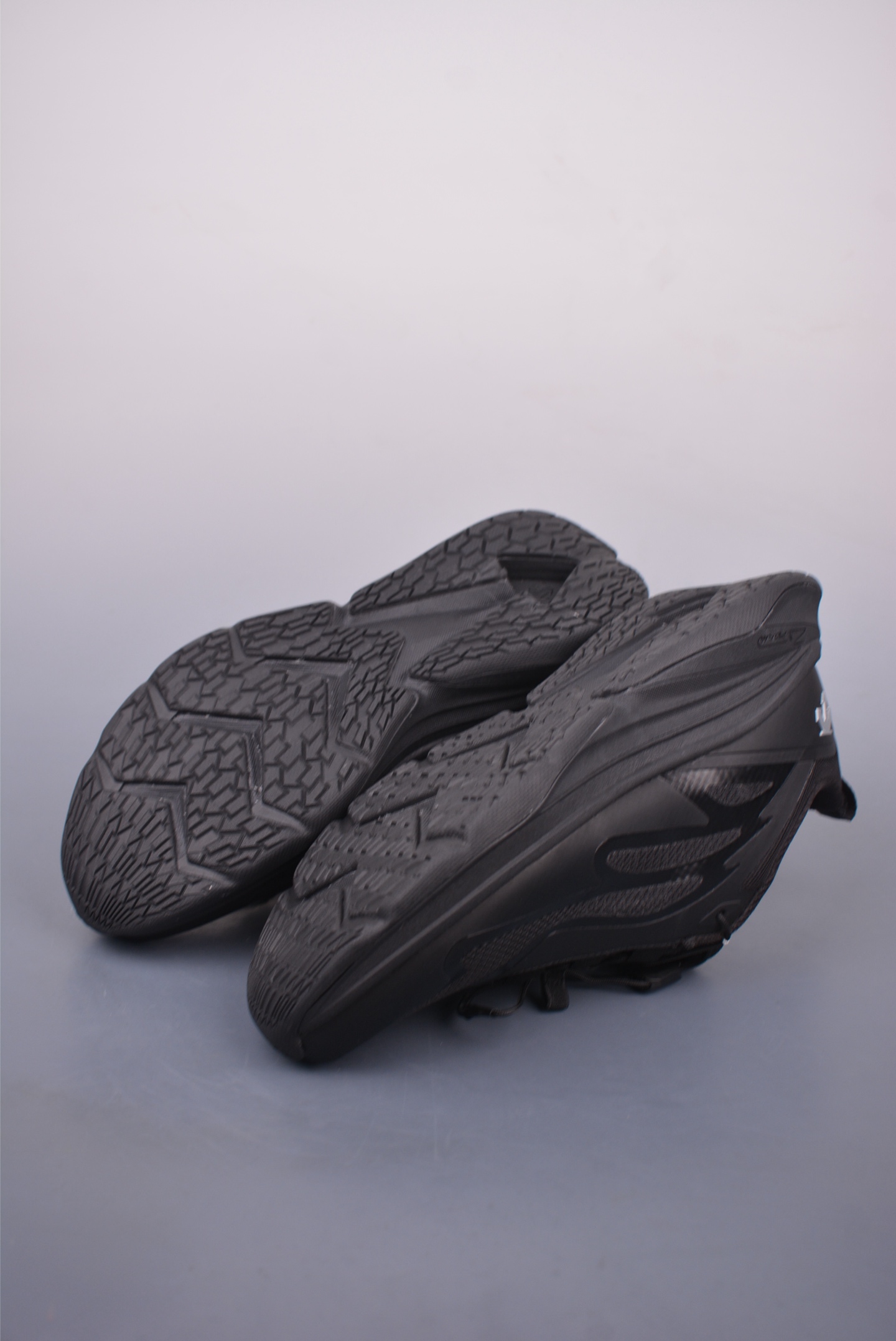 Descente Lavitate Wire 2.0 Men's Trail Running Shoes - Waterproof, Lightweight 4 i1747693132405 871 0 2