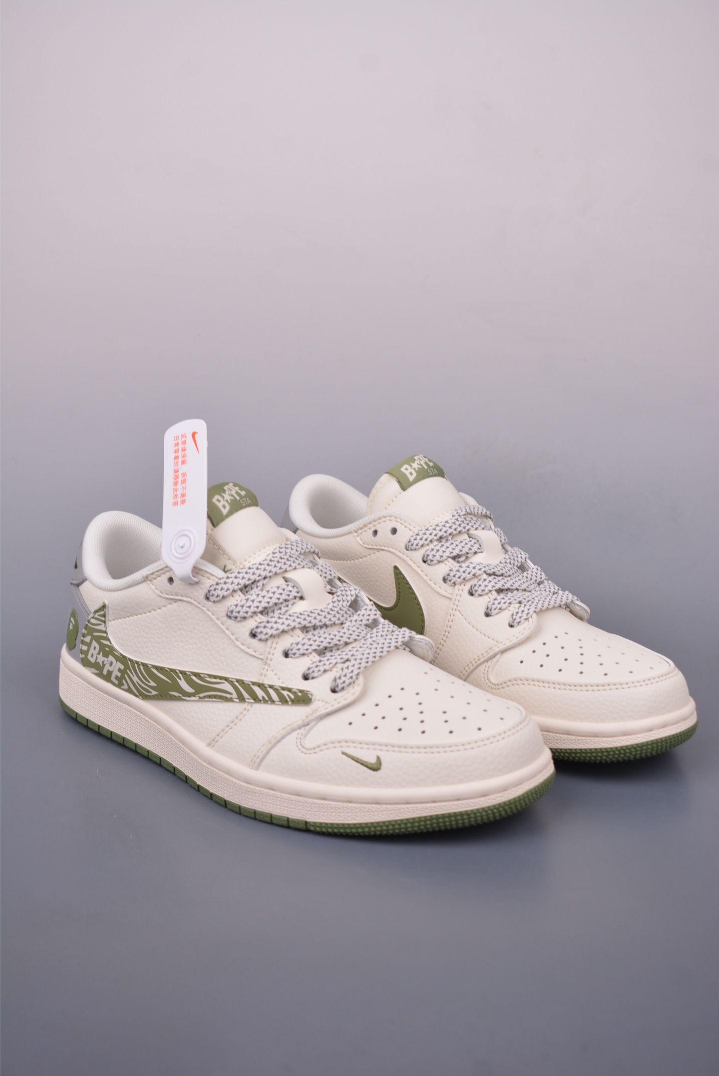 260 Fragment x Travis Scott x 猿人头 Air Jordan 1 Low 三方联名倒钩 HS8068-001