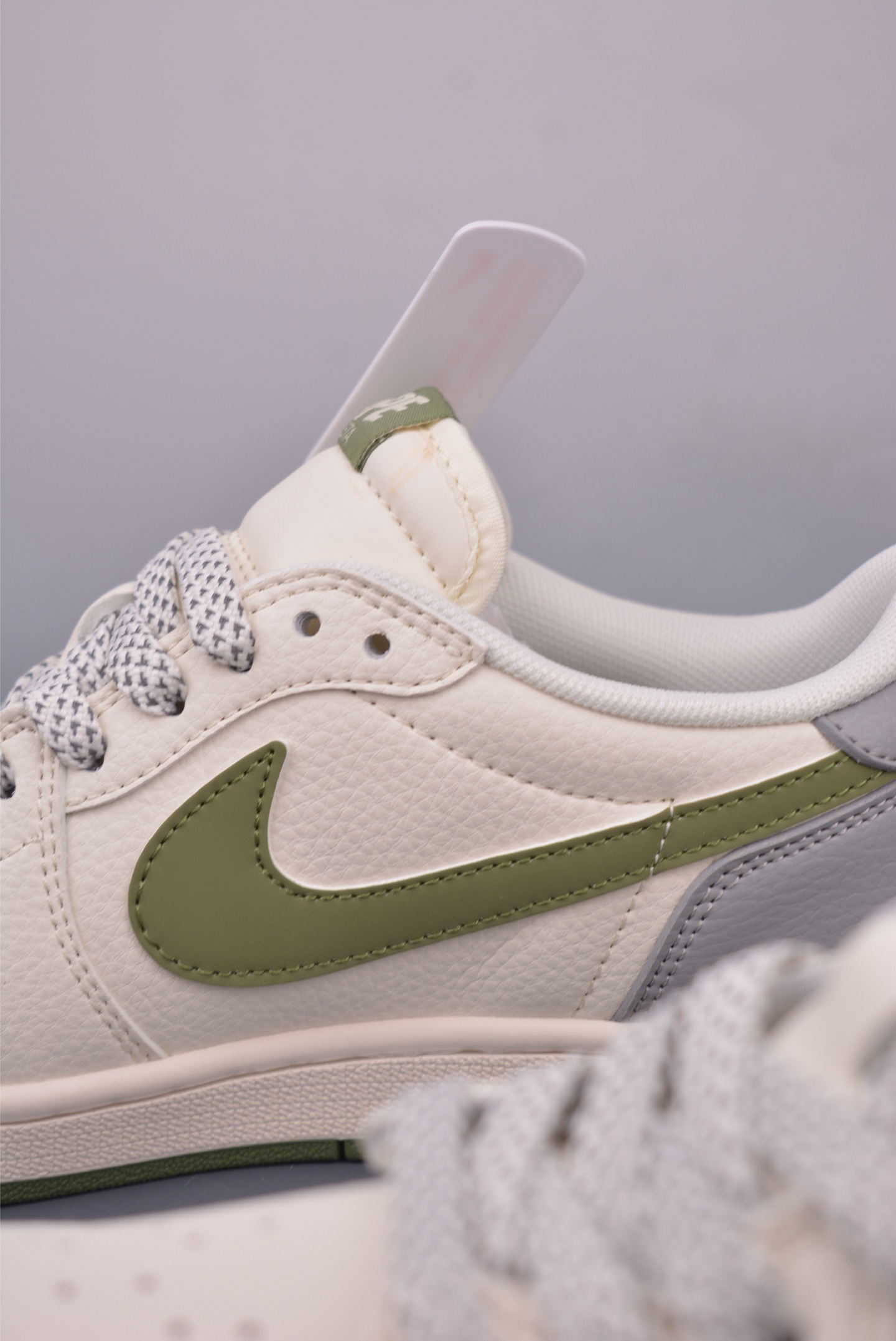 260 Fragment x Travis Scott x 猿人头 Air Jordan 1 Low 三方联名倒钩 HS8068-001