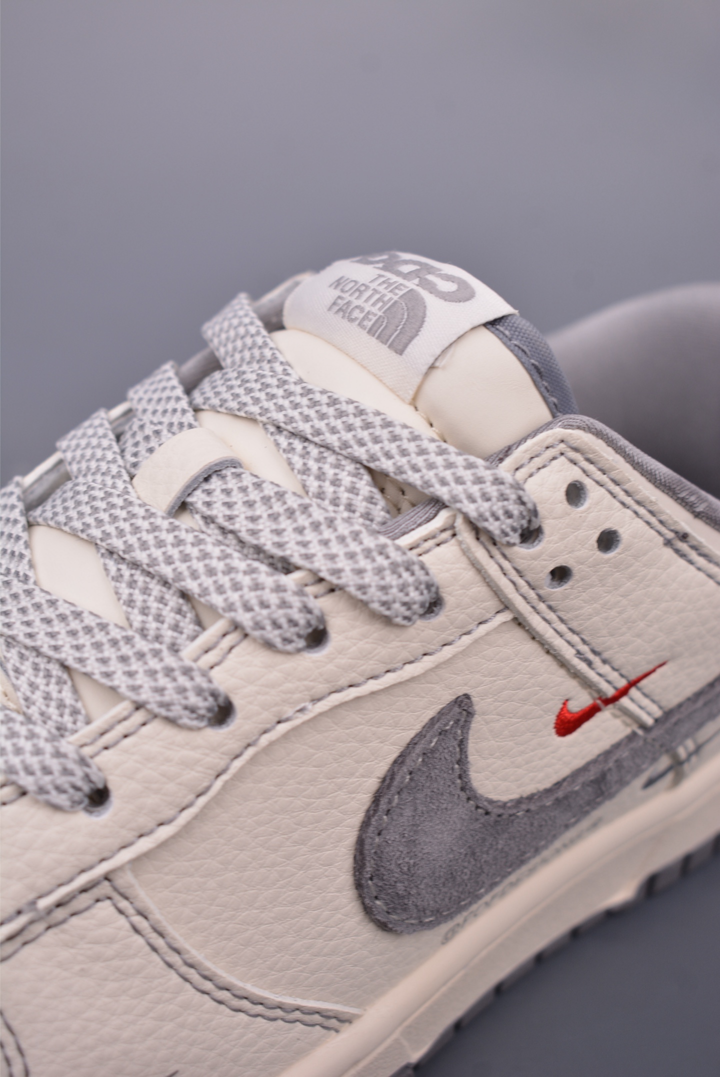 Nike SB Dunk Low The North Face Collab Premium Leather Sneakers 8 i1747693477533 2539 0 6