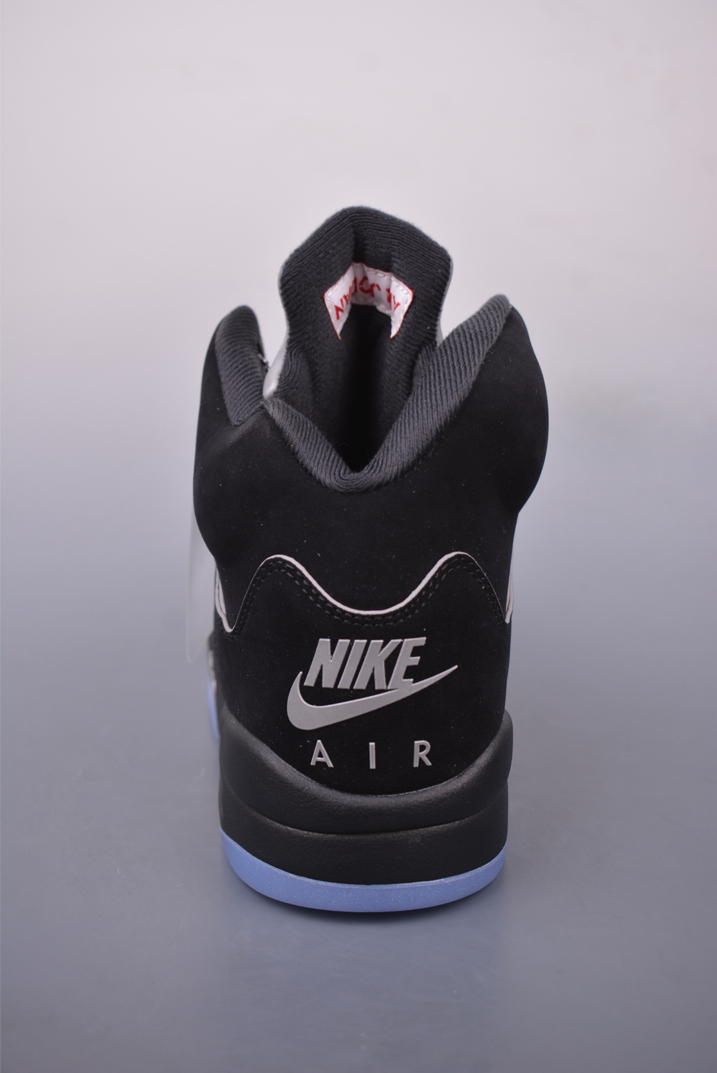 Jordan Air Jordan 5 “BLACK METALLIC REIMAGINED” 复刻黑银 HF3975-001