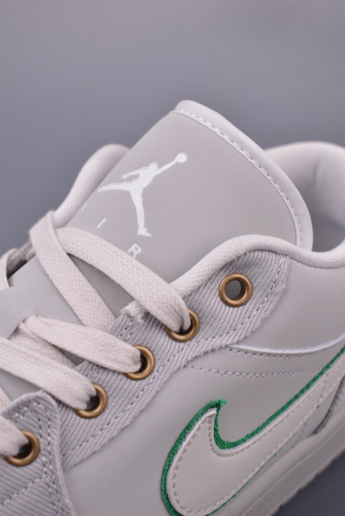 Air Jordan 1 Low Grey Green Casual Sneakers, Breathable, Comfortable, Stylish 8 i1747780999975 2101 0 6
