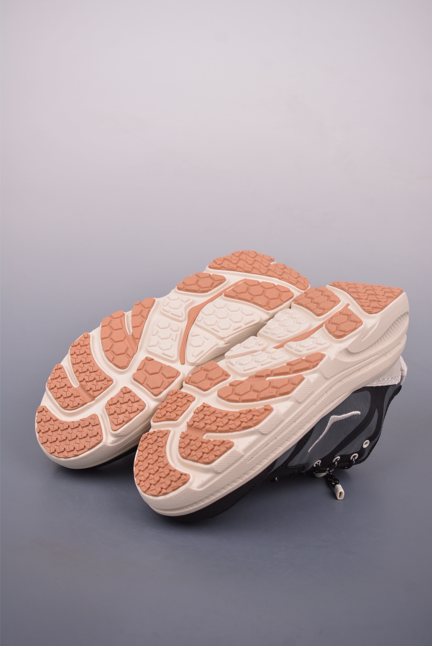 Z HOKA ONE ONE U BONDI B3LS 低帮专业越野跑步鞋 1155351