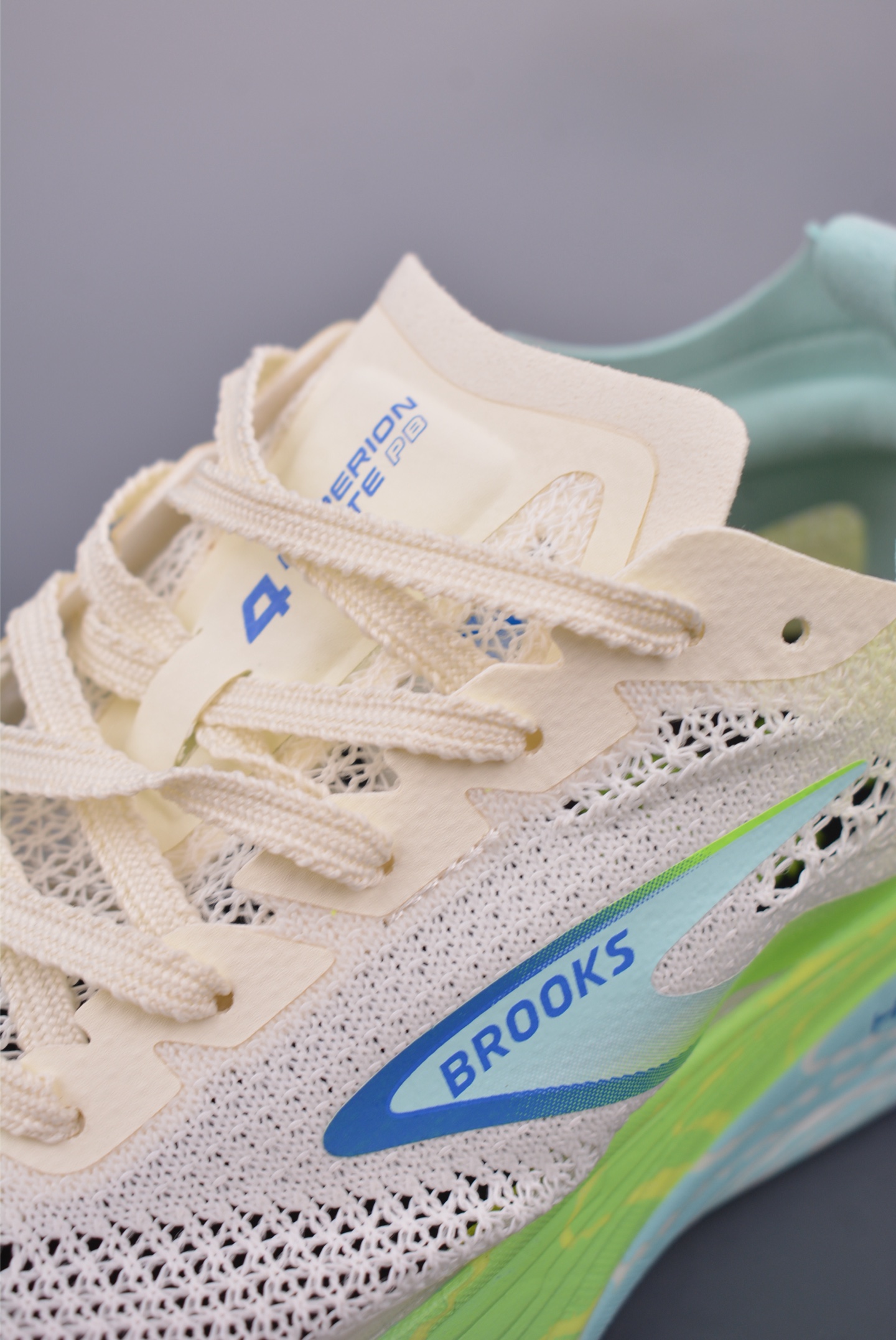 Brooks 布鲁克斯 Hyperion Elite 4 超弹轻盈跑步鞋 100053