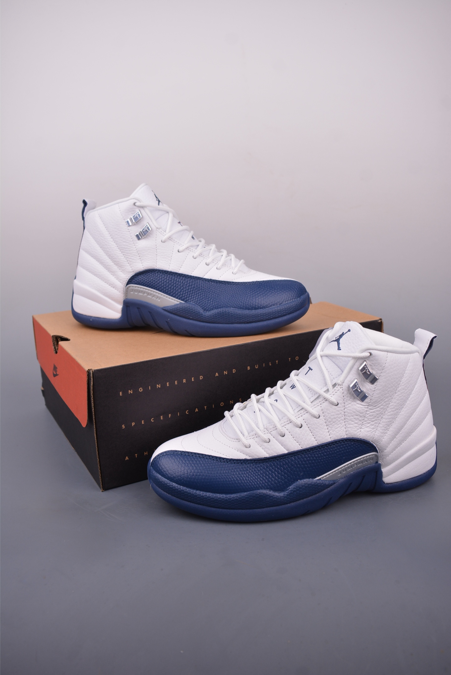 纯原大厂出品 乔丹 AJ12 白蓝 Air Jordan 12 AJ12乔12 男子篮球鞋 136001-141