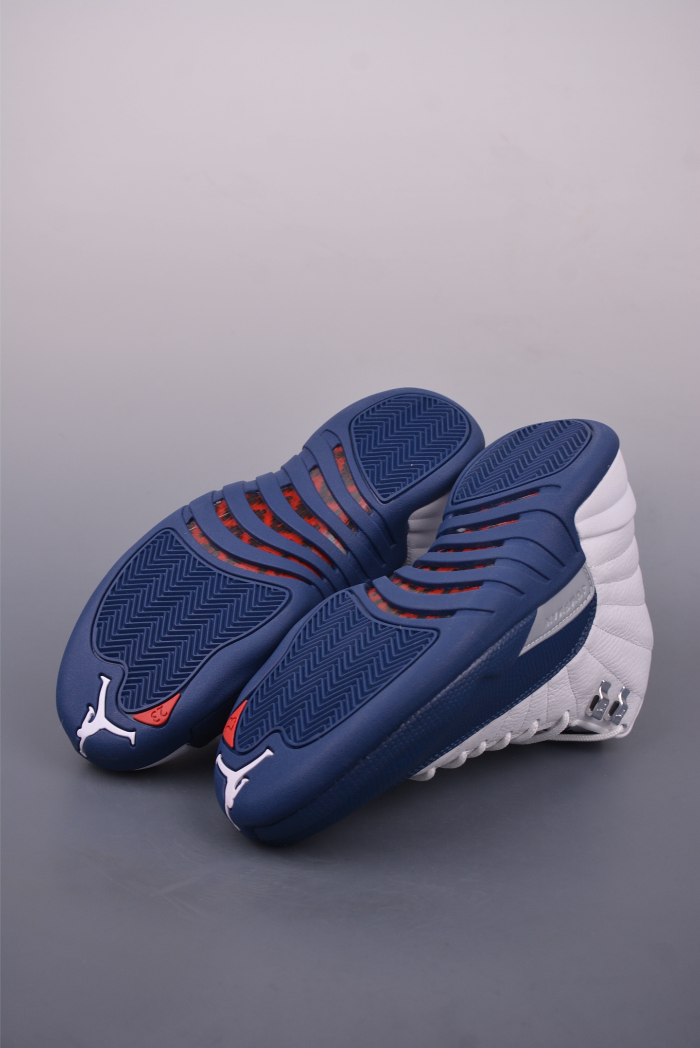 纯原大厂出品 乔丹 AJ12 白蓝 Air Jordan 12 AJ12乔12 男子篮球鞋 136001-141