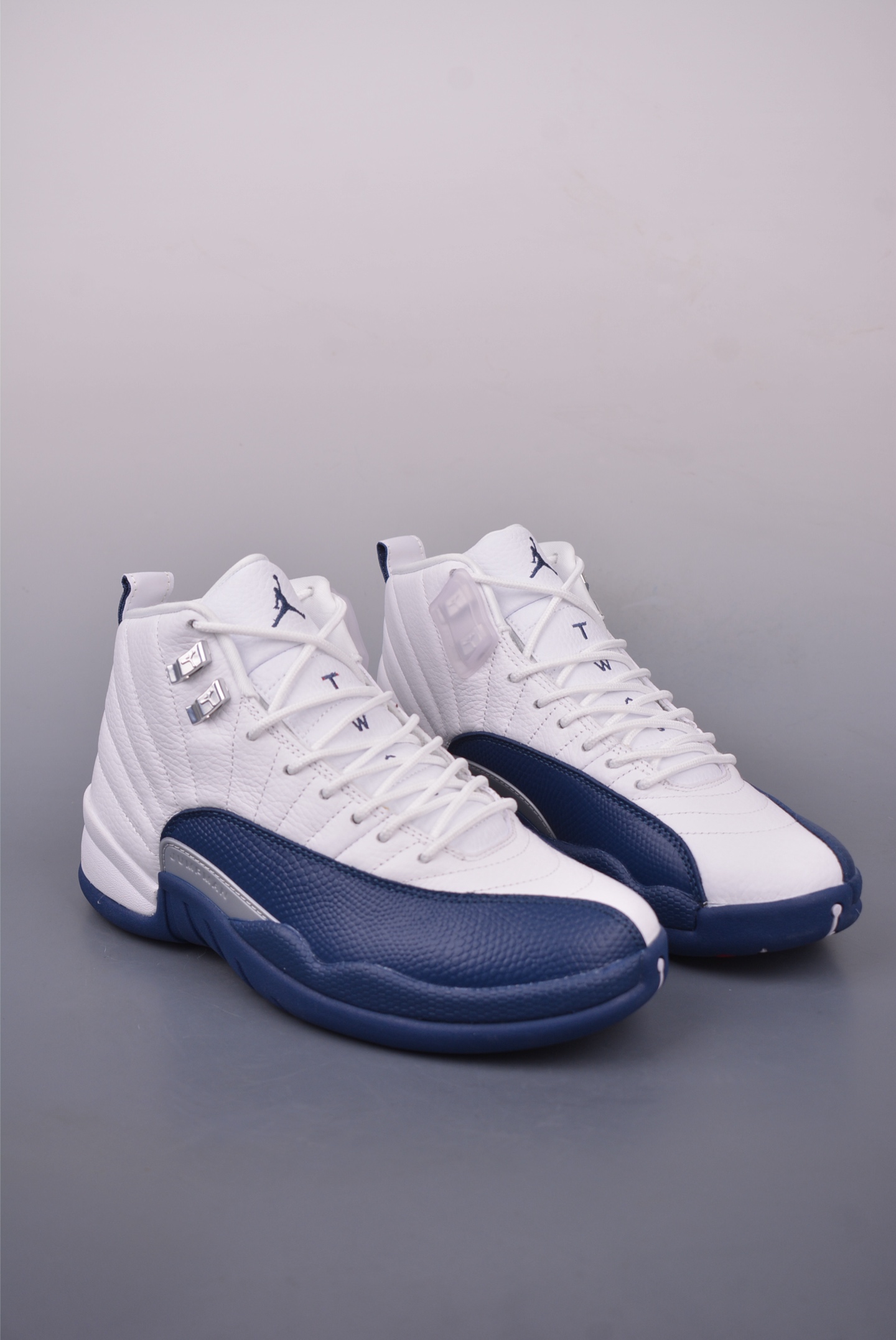 纯原大厂出品 乔丹 AJ12 白蓝 Air Jordan 12 AJ12乔12 男子篮球鞋 136001-141