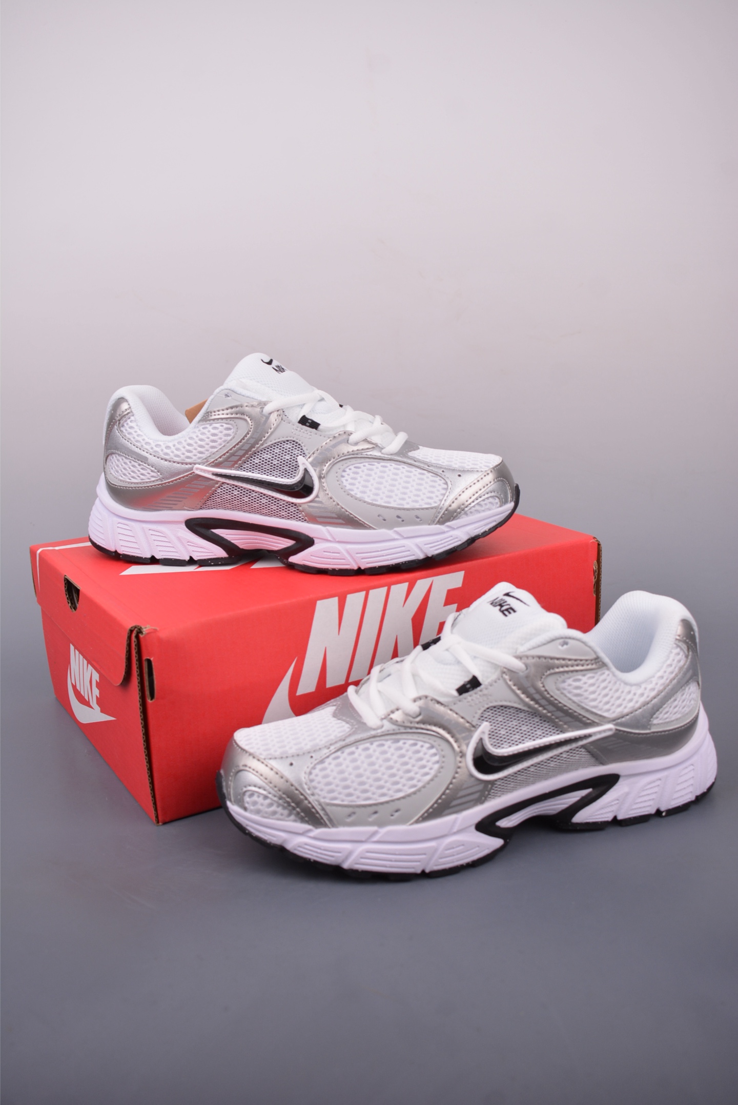 Nike V5 RNR Running Shoes - Comfortable, Versatile, and Durable 6 i1747781817108 5802 0 4