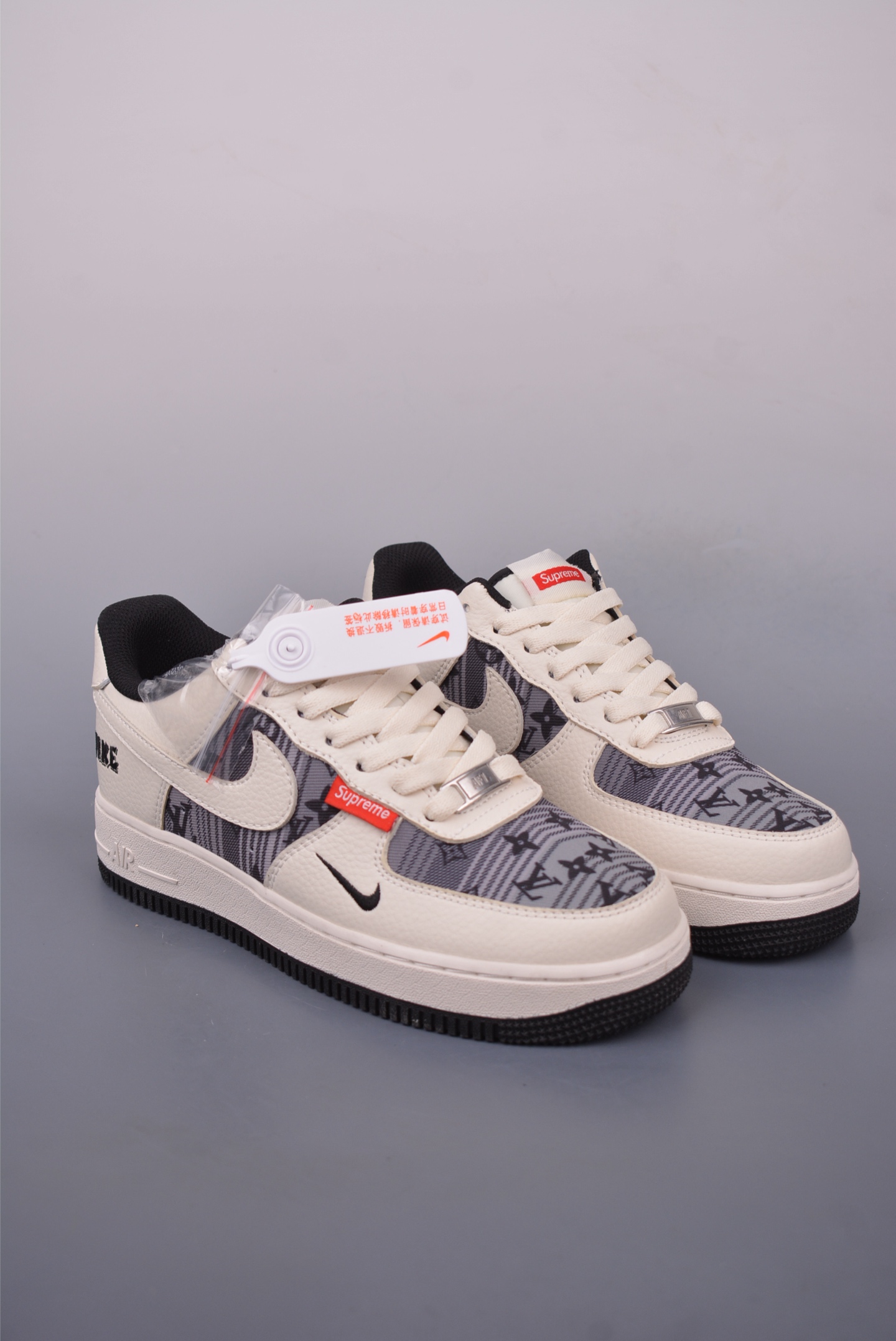 Nike Air Force 1 Low Supreme Collaboration - Premium Quality Sneaker 1 i1747781992191 6208 0 0
