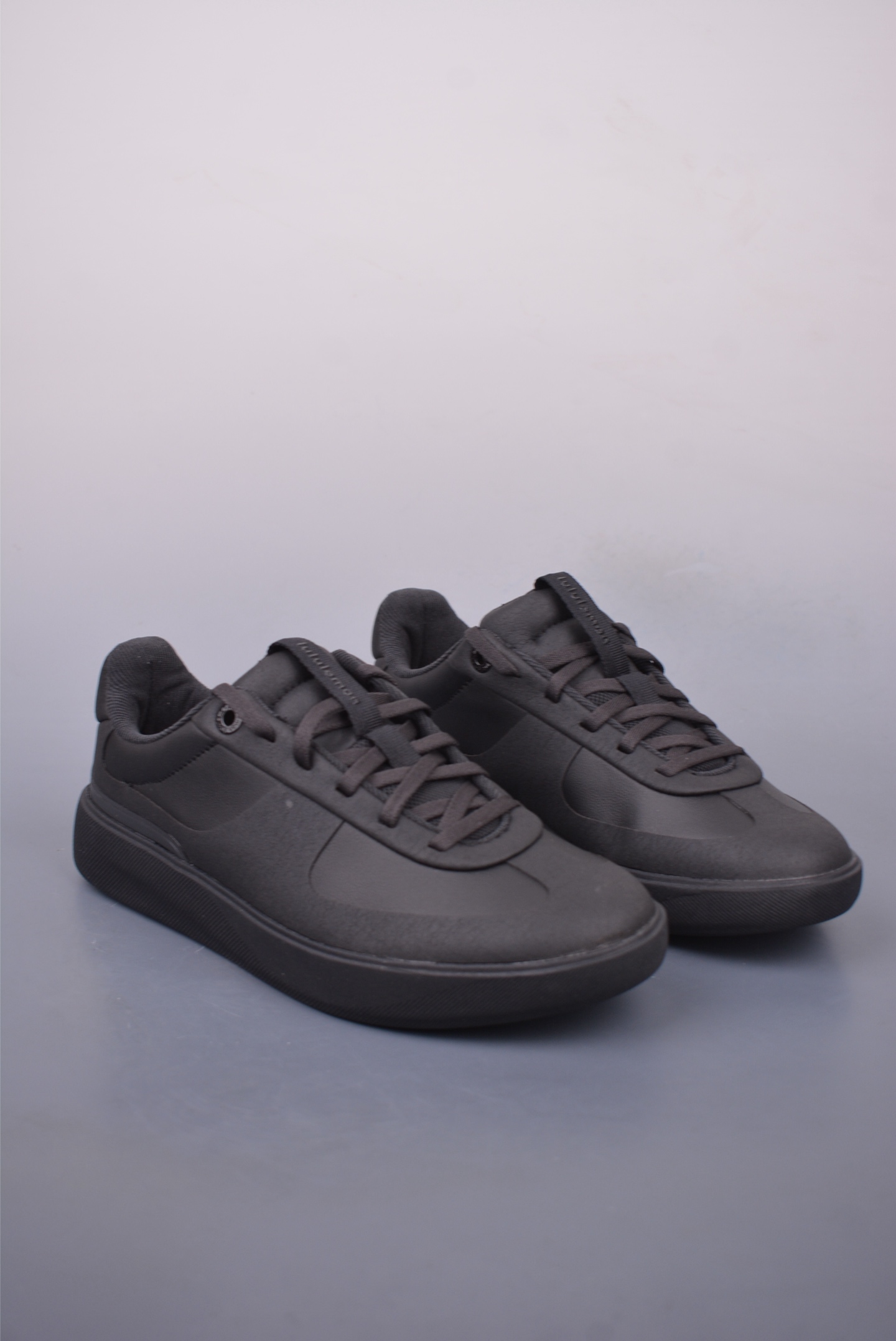 Lululemon Cityverse Low Sneakers - Breathable, Lightweight, Gym & Casual Style 2 i1747782242491 4239 0 0