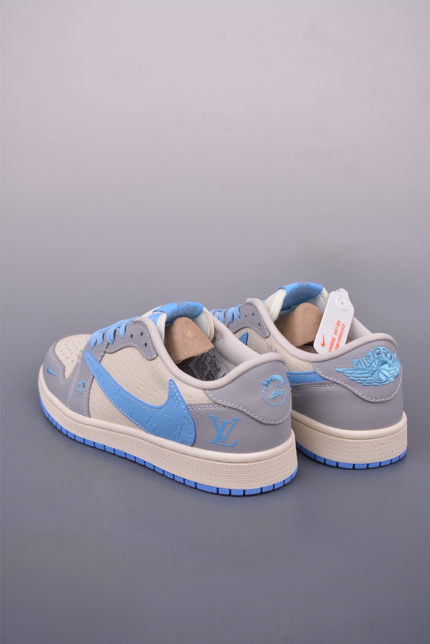 Fragment x Travis Scott x Lv Air Jordan 1 Low 三方联名倒钩 XS2024-059