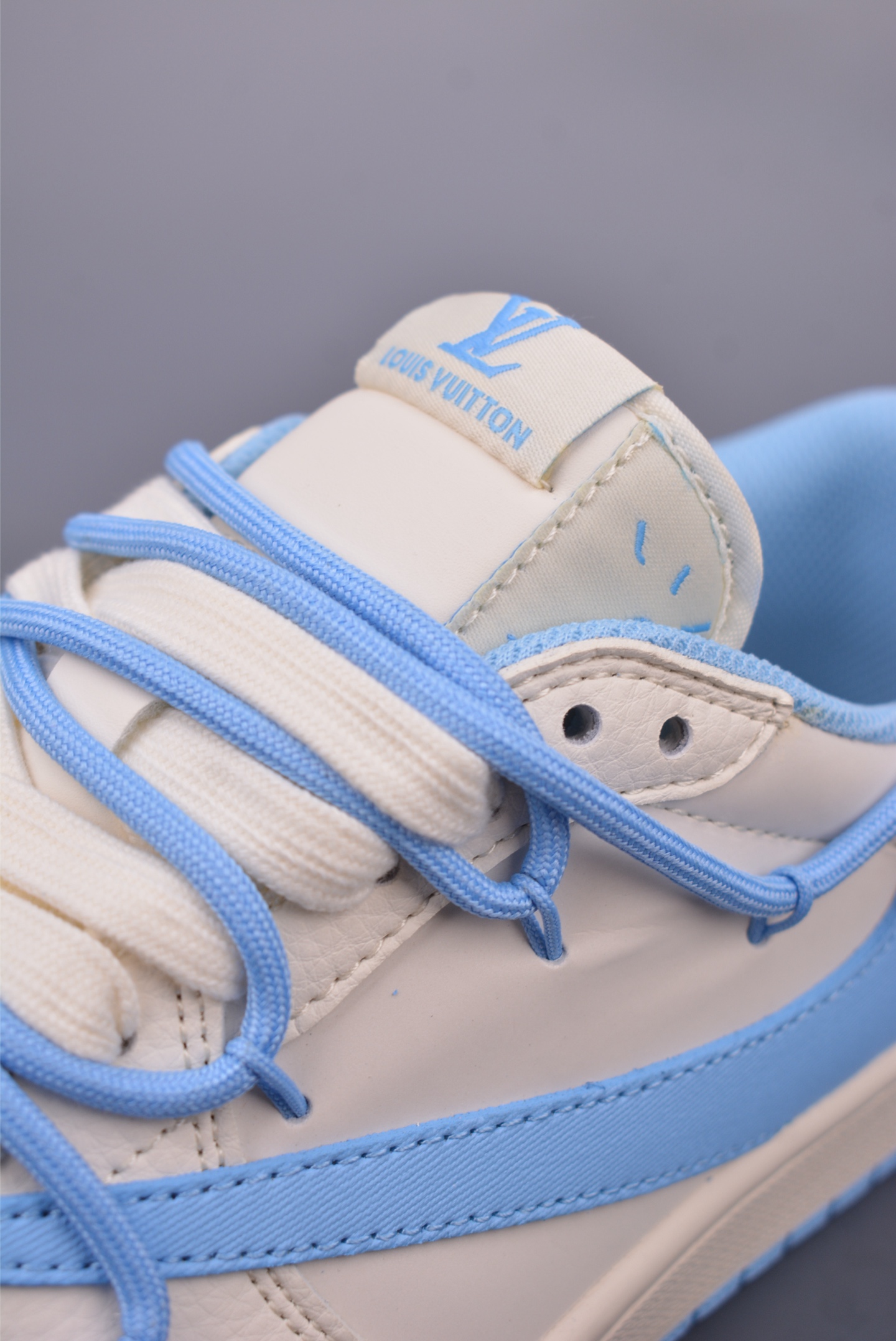 Fragment x Travis Scott x Lv 绑带解构 Air Jordan 1 Low 三方联名倒钩 DM6868-107