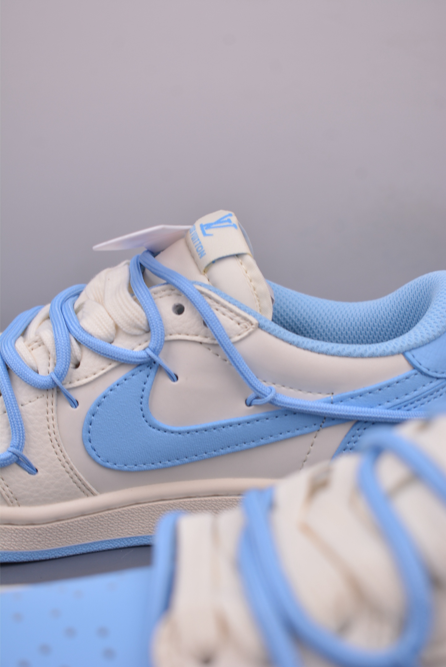 Fragment x Travis Scott x Lv 绑带解构 Air Jordan 1 Low 三方联名倒钩 DM6868-107