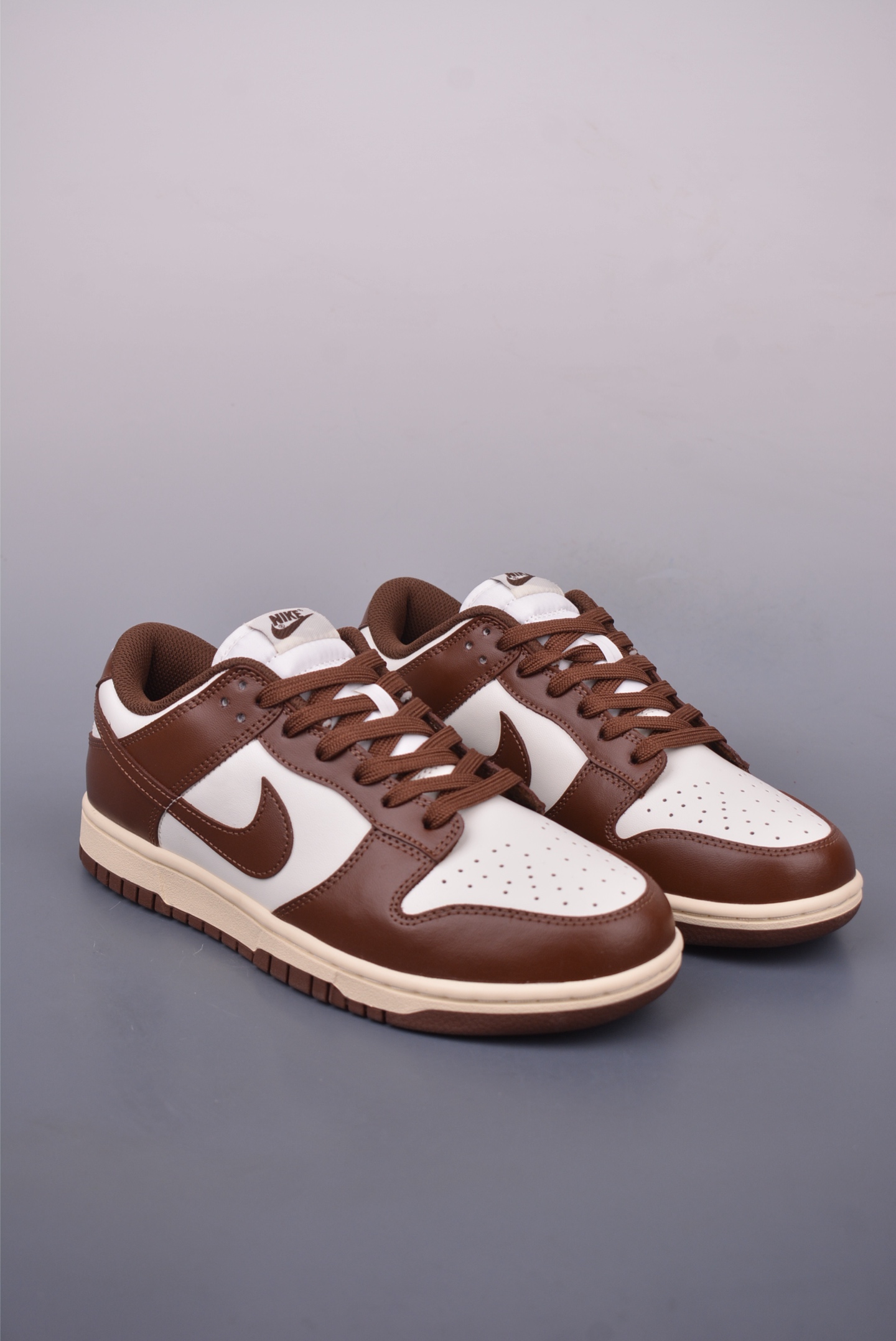 Nike SB Dunk Low Mocha: Premium Leather, Comfortable Fit, and Stylish Design 2 i1747866712665 4931 0 0