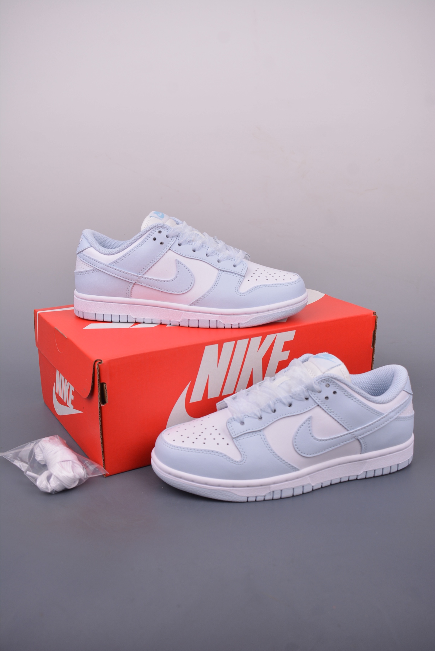 Nike SB Dunk Low 'Cloud Mist Blue' Premium Leather Sneakers 6 i1747866783232 3975 0 4
