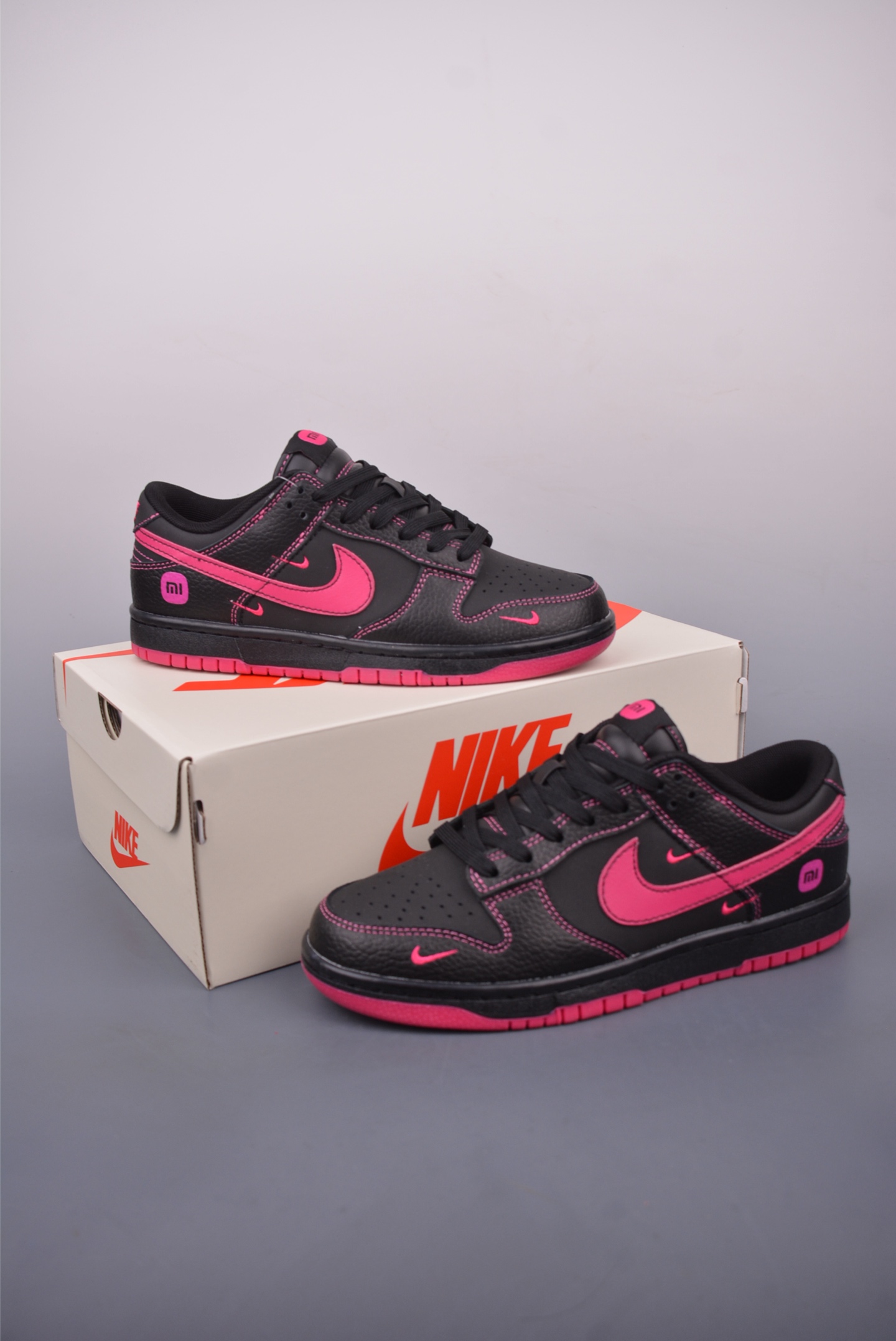 Nike SB Dunk Low DIY Sneakers - Black/Pink, Original Leather, Perfect Details 6 i1747866831529 6064 0 4