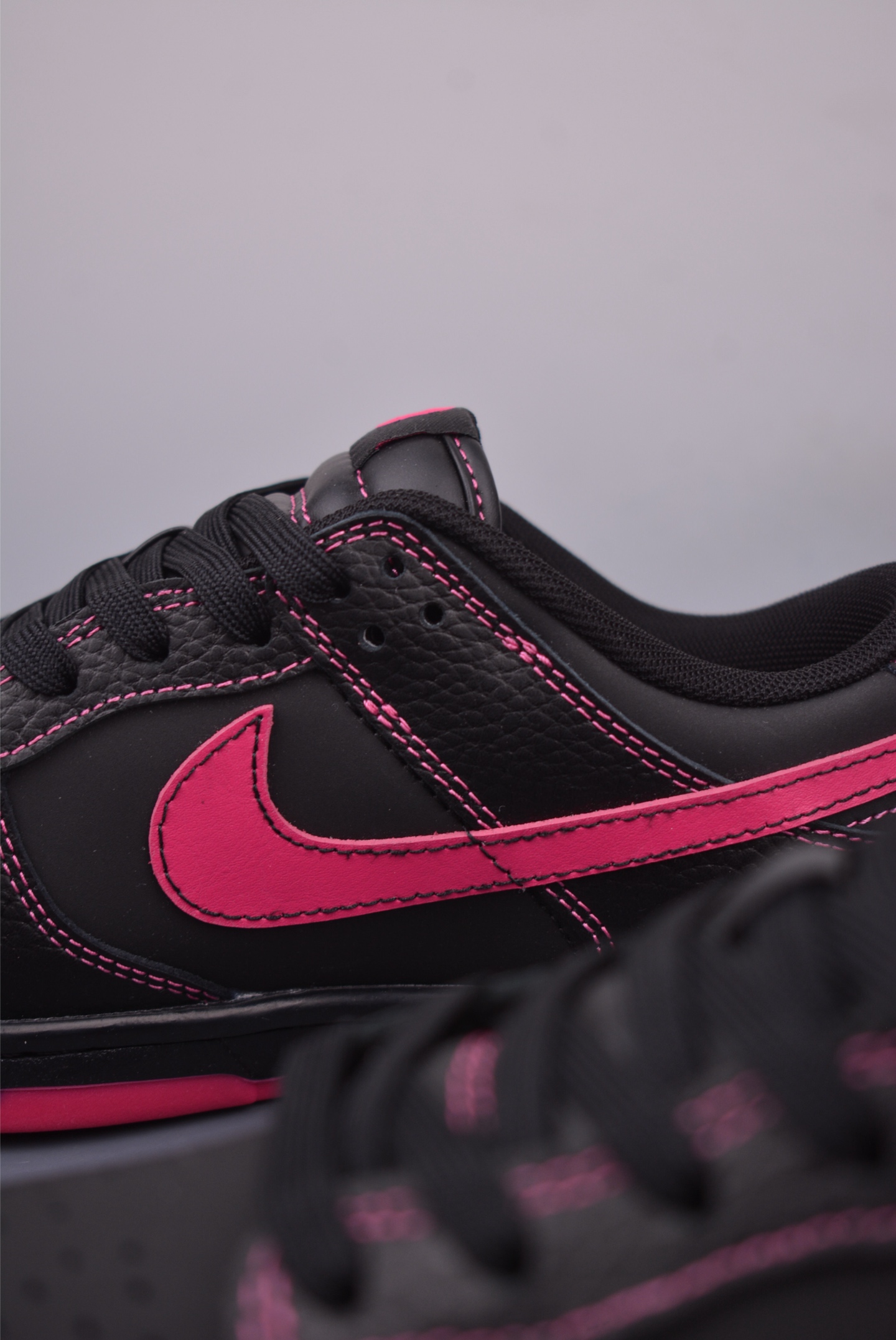 Nike SB Dunk Low DIY Sneakers - Black/Pink, Original Leather, Perfect Details 9 i1747866831555 9560 0 7