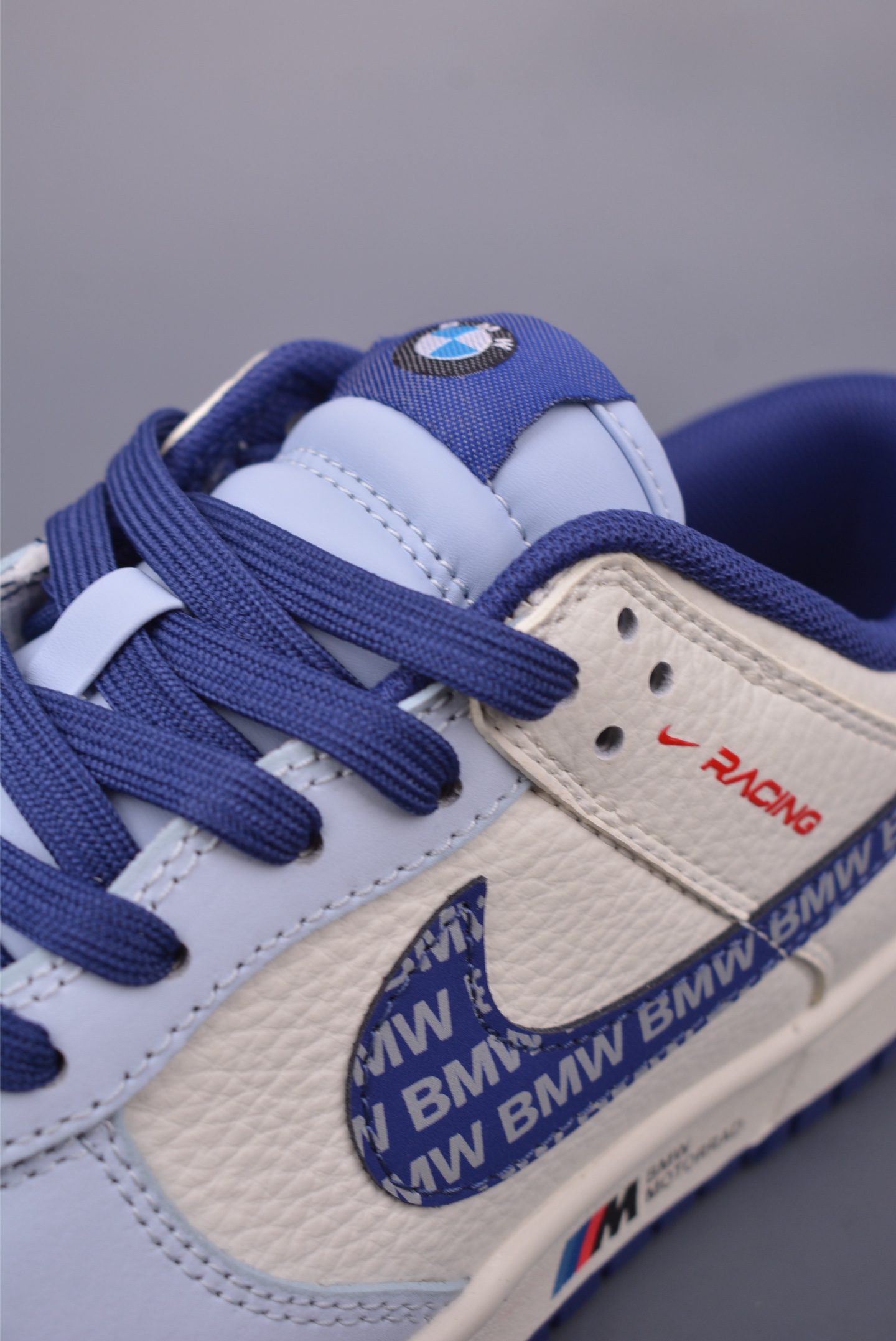 Nike SB Dunk Low DIY Blue White Sneakers - Fashionable and Comfortable 8 i1747866853340 8256 0 6