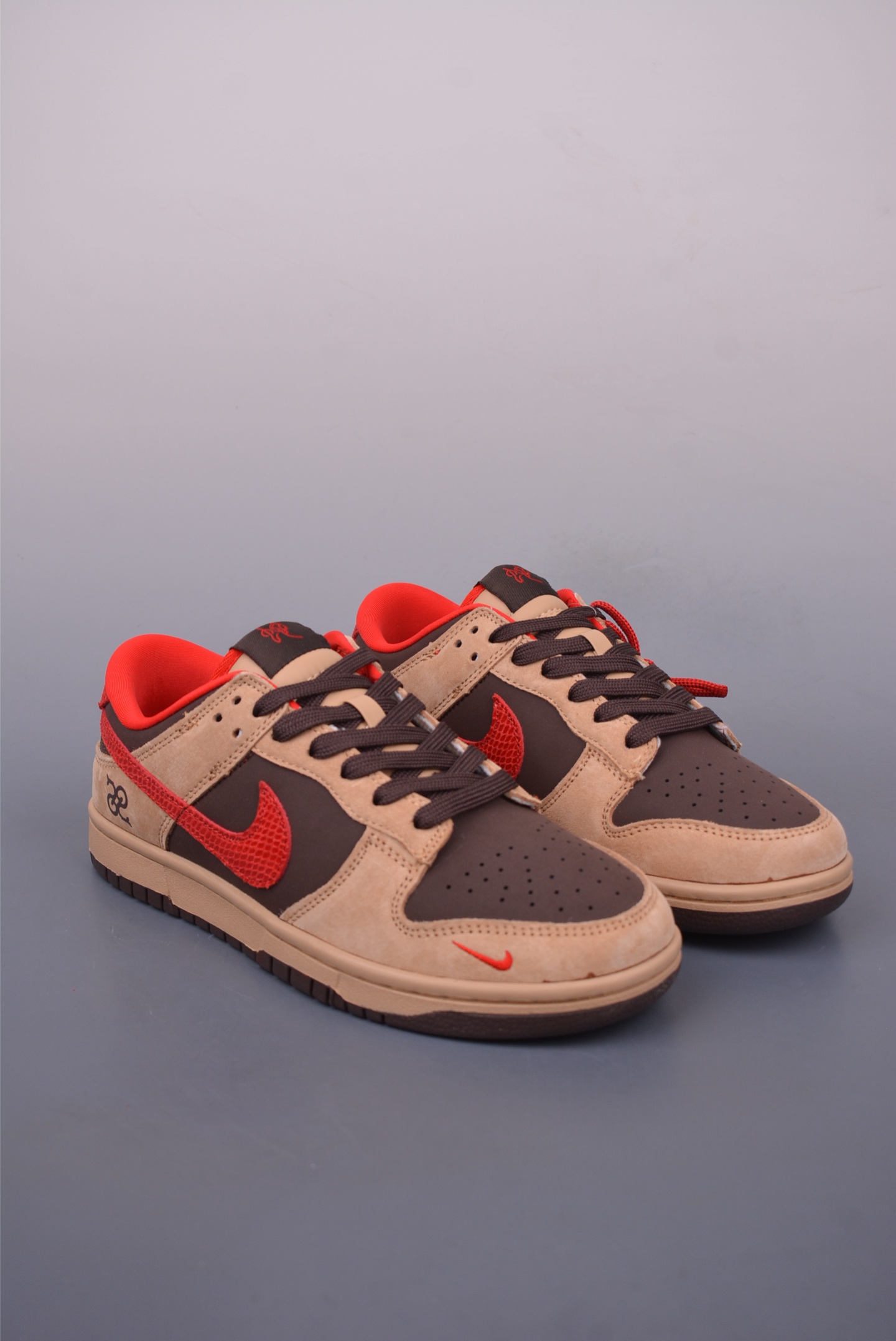 Nike SB Dunk Low DIY Brown/Red Premium Leather Sneakers-AG37021124