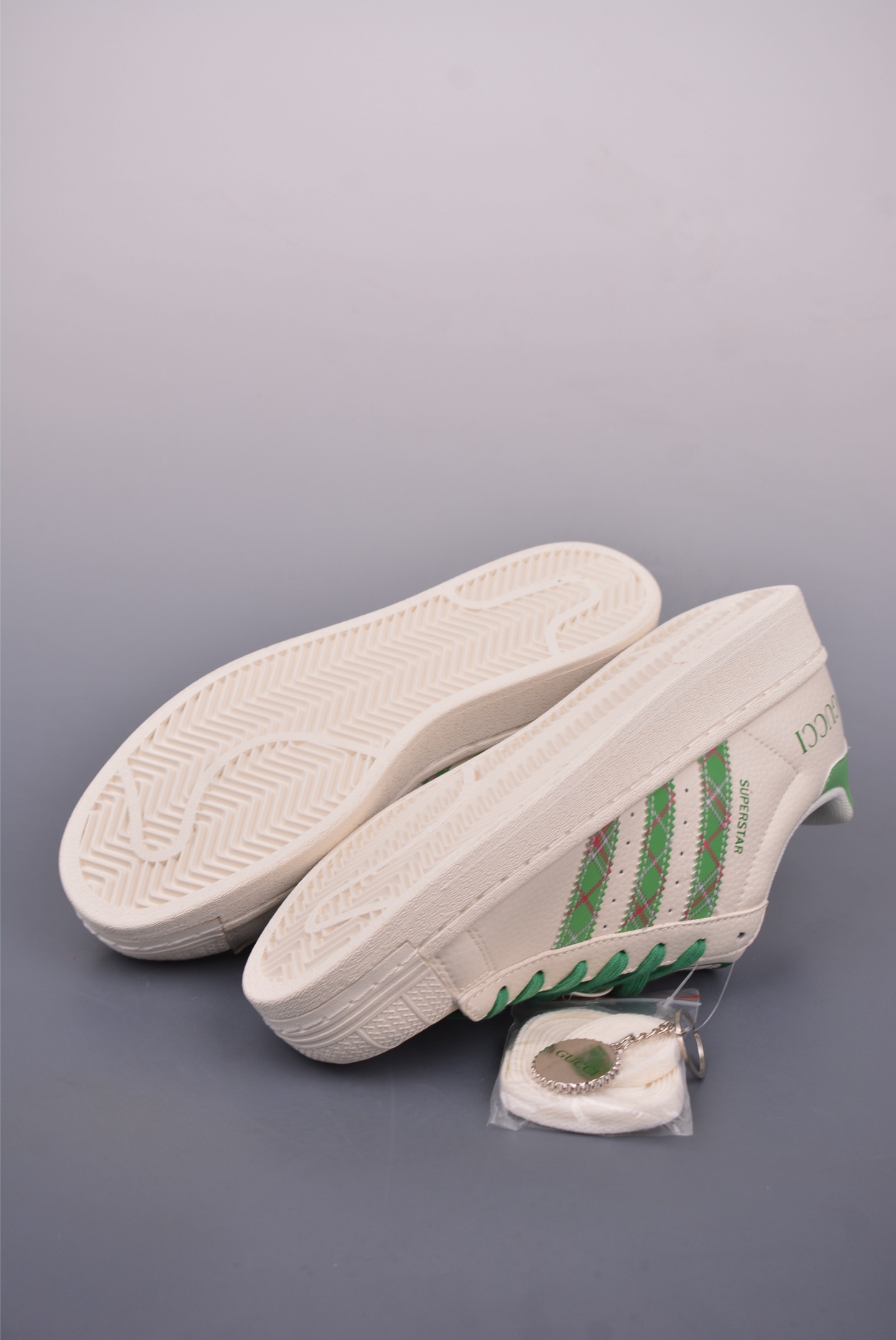 Adidas Superstar x Gucci Collaboration Classic White Sneakers 4 i1747867234916 9504 0 2