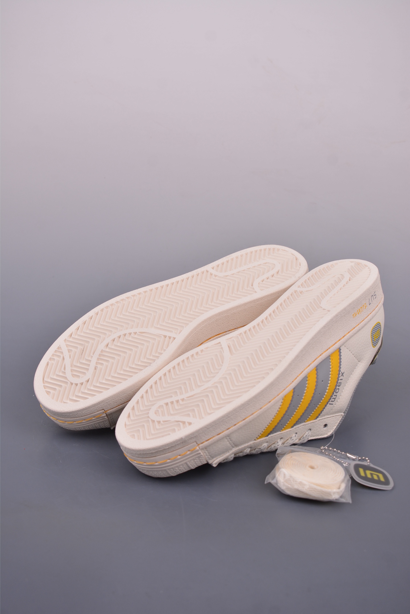 Adidas Superstar 2025: Classic Shell Toe Sneakers with DIY Collaboration 4 i1747867262404 2572 0 2